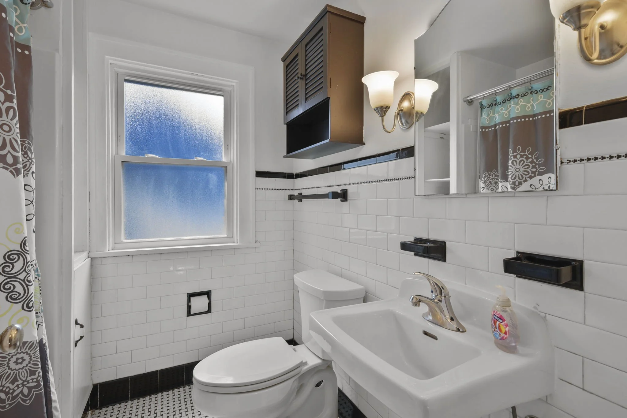 36-web-or-mls-315-s-orchard-st.jpg