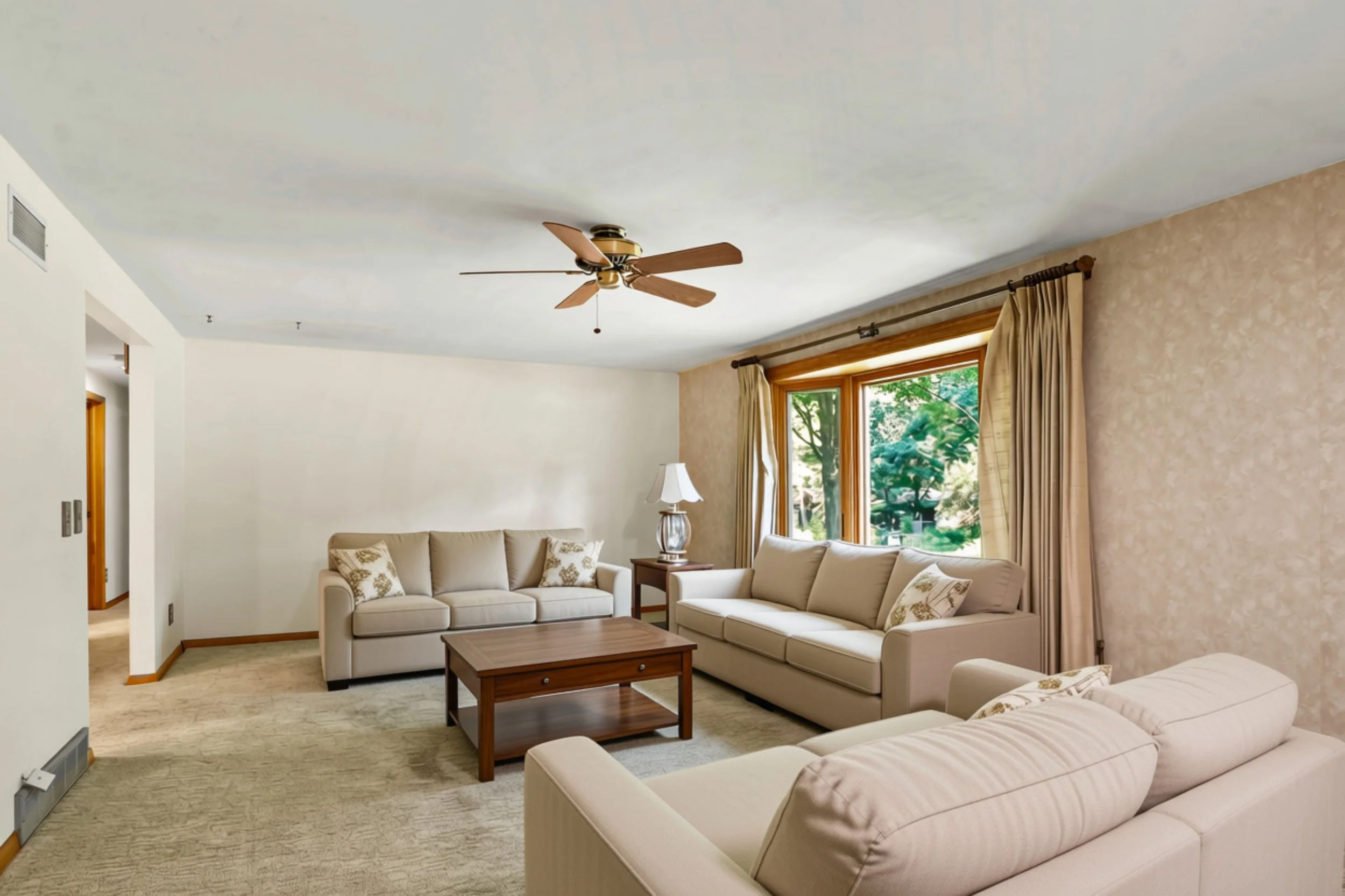 Living Room.jpg