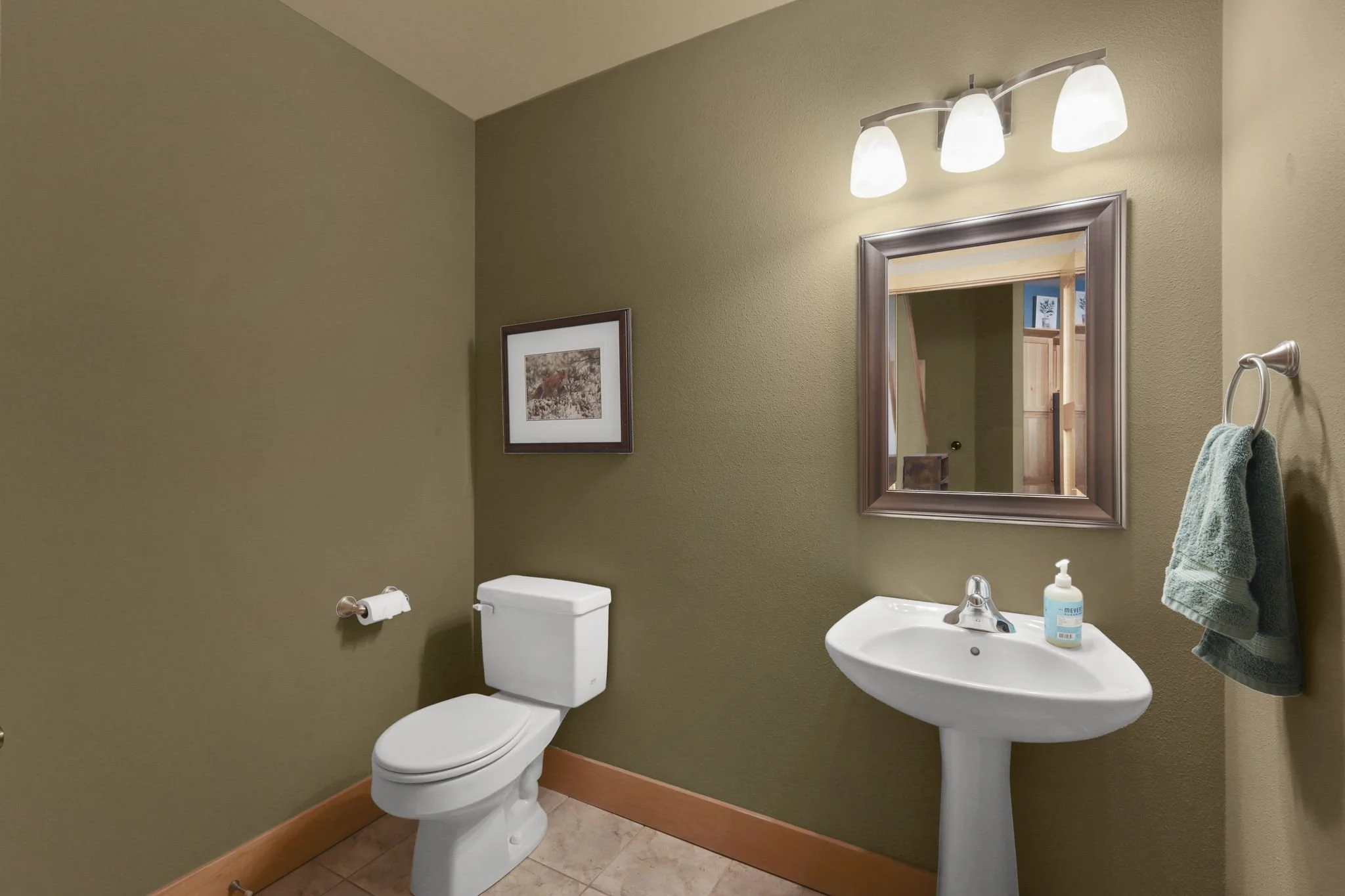 24-web-or-mls-8724-old-sauk-rd.jpg