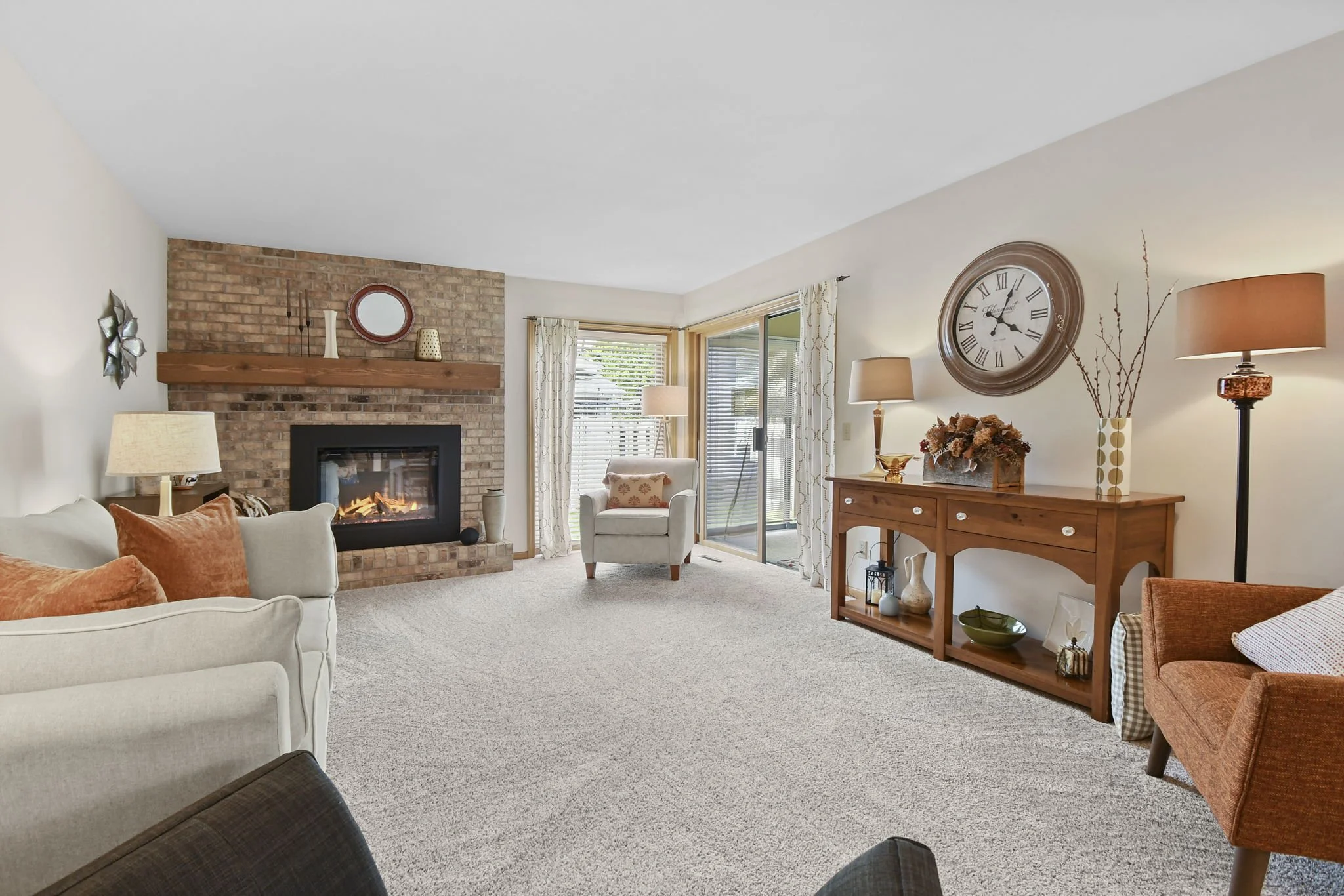 11-web-or-mls-113-coach-house-dr.jpg