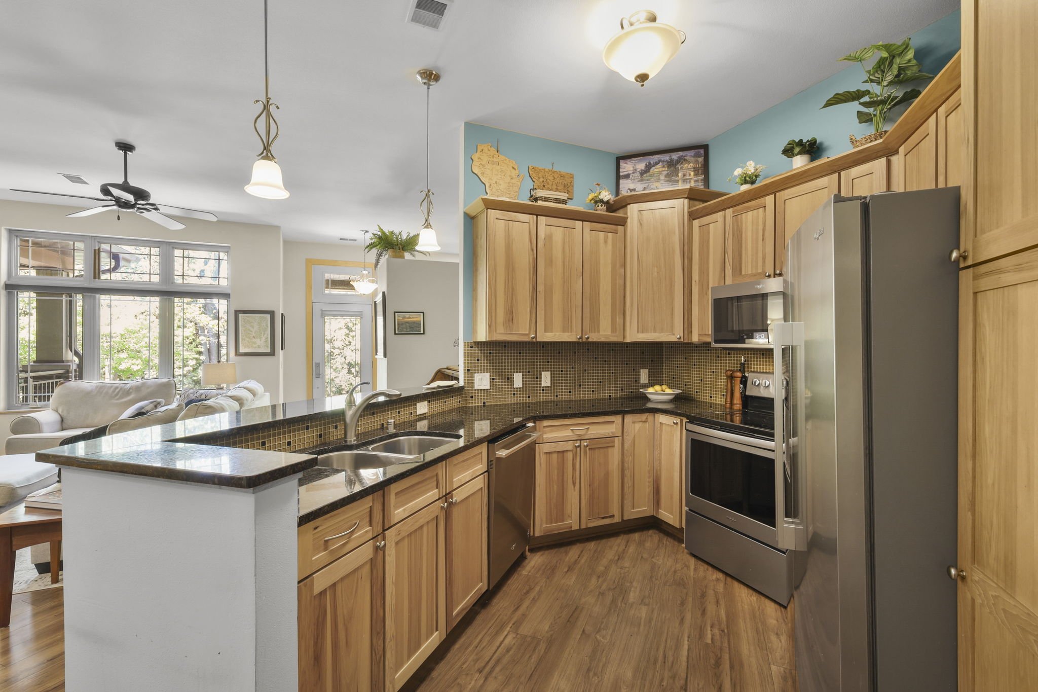 17-web-or-mls-8724-old-sauk-rd.jpg