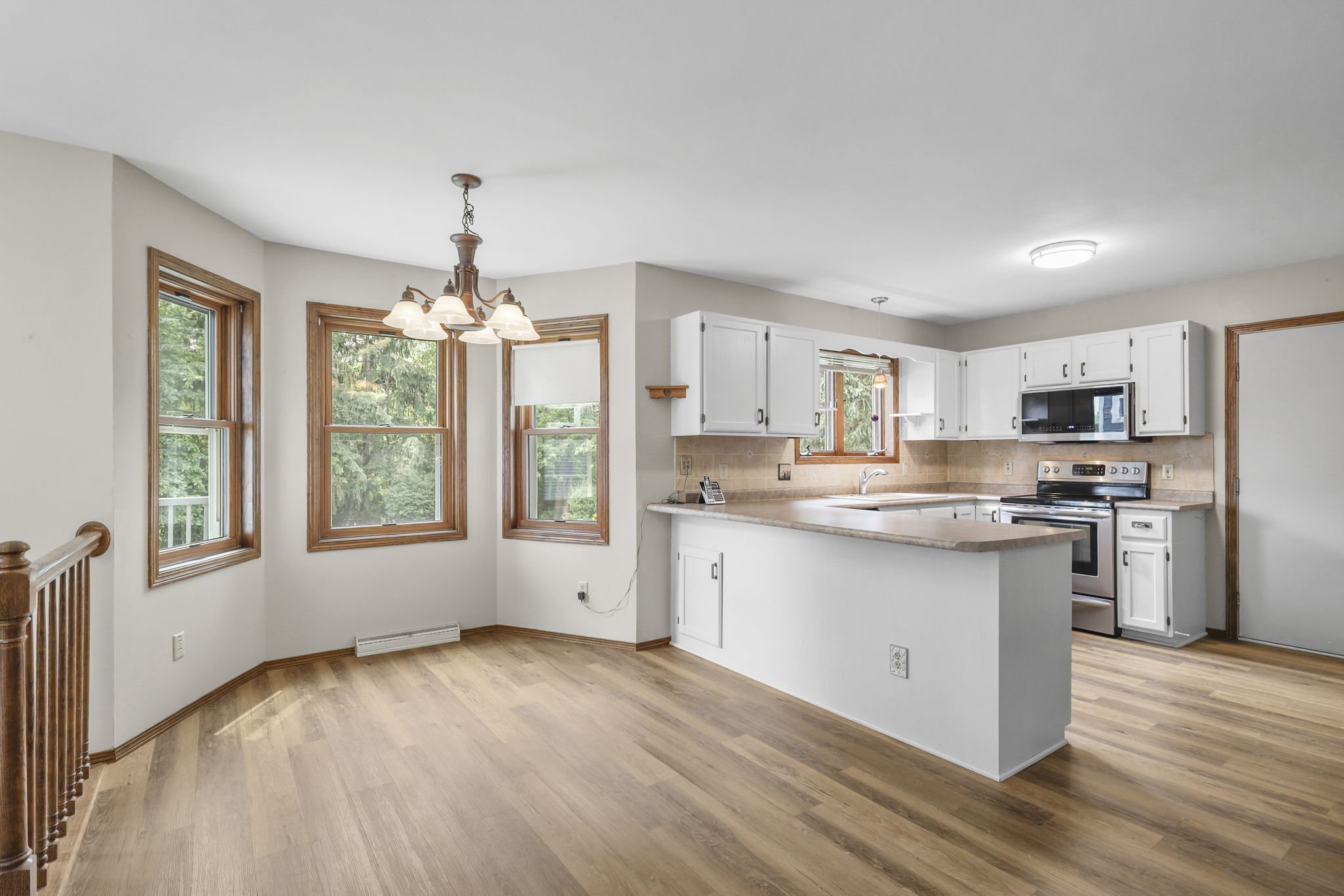 30-web-or-mls-550-harper-dr.jpg