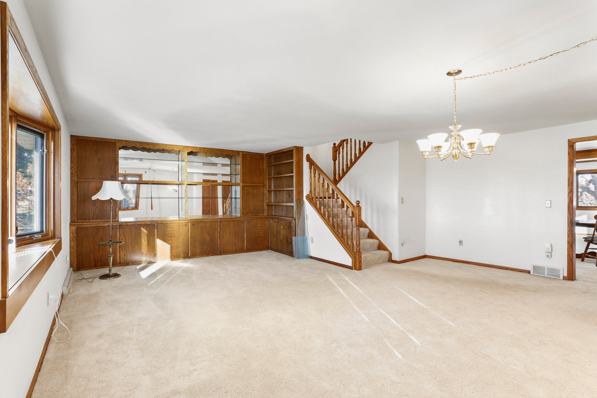 54-web-or-mls-4595-mahoney-rd.jpg
