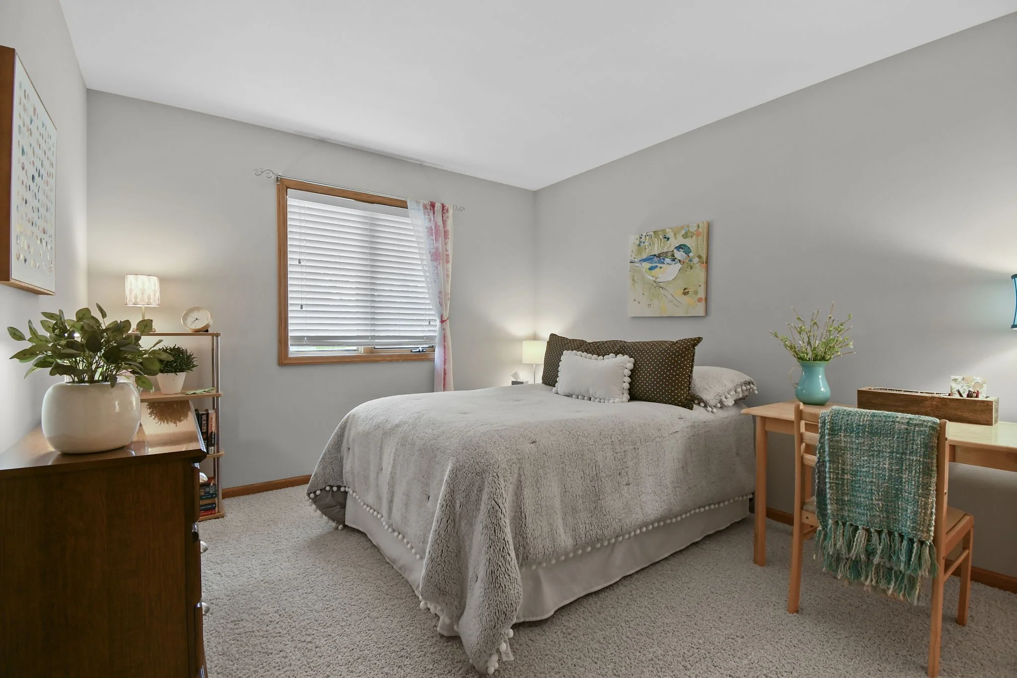 31-web-or-mls-113-coach-house-dr.jpg