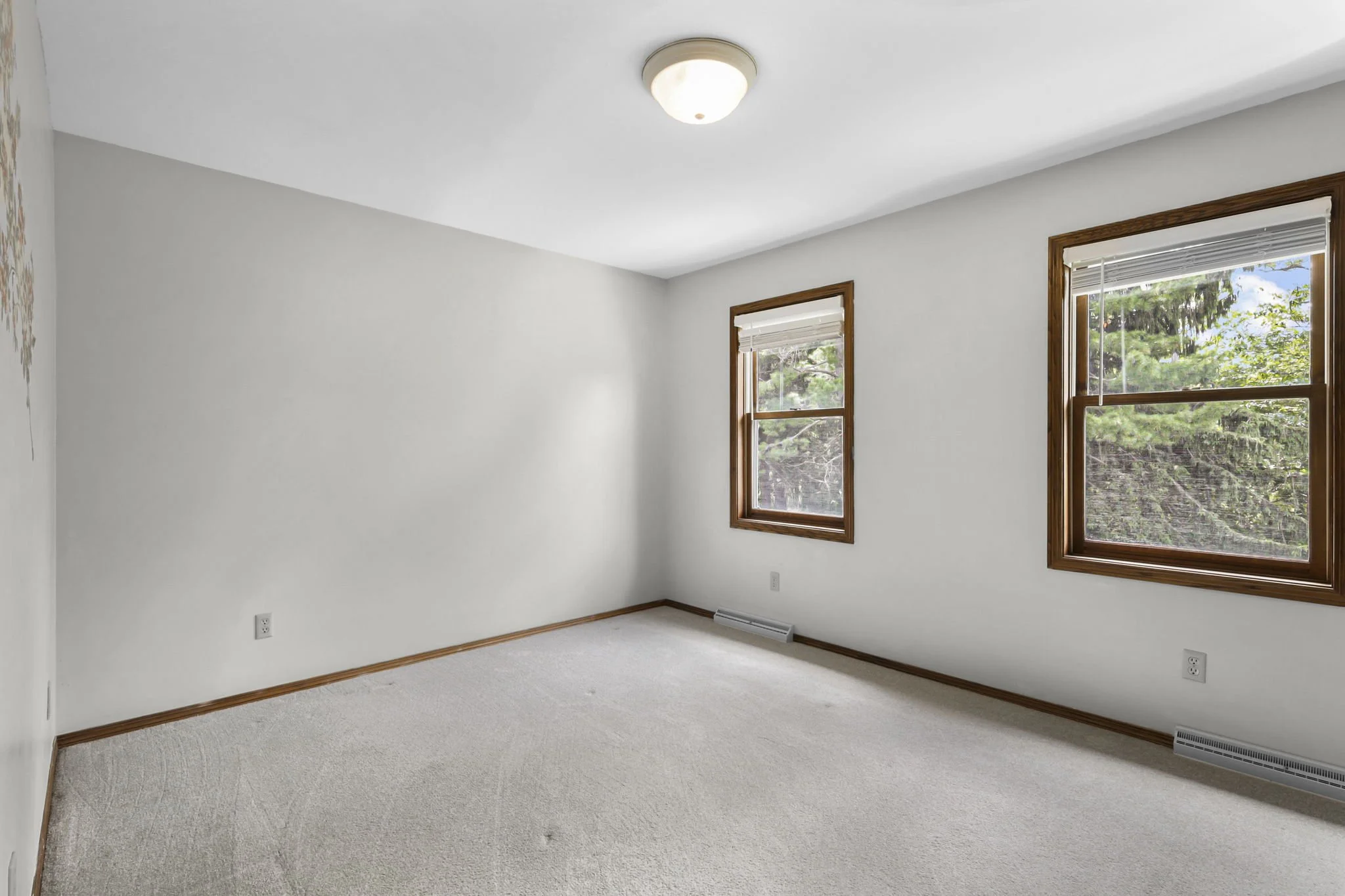 53-web-or-mls-550-harper-dr.jpg