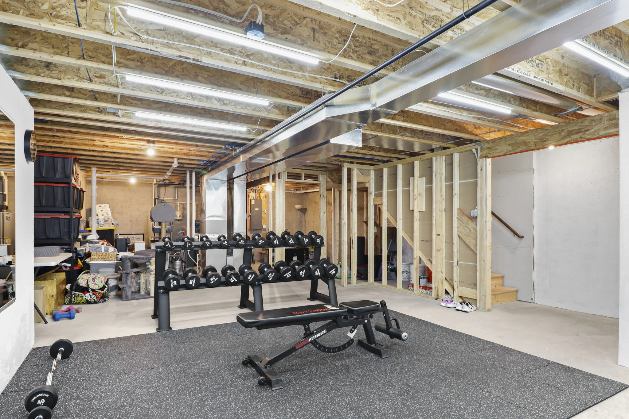 33-web-or-mls-868-tamarack-ln.jpg