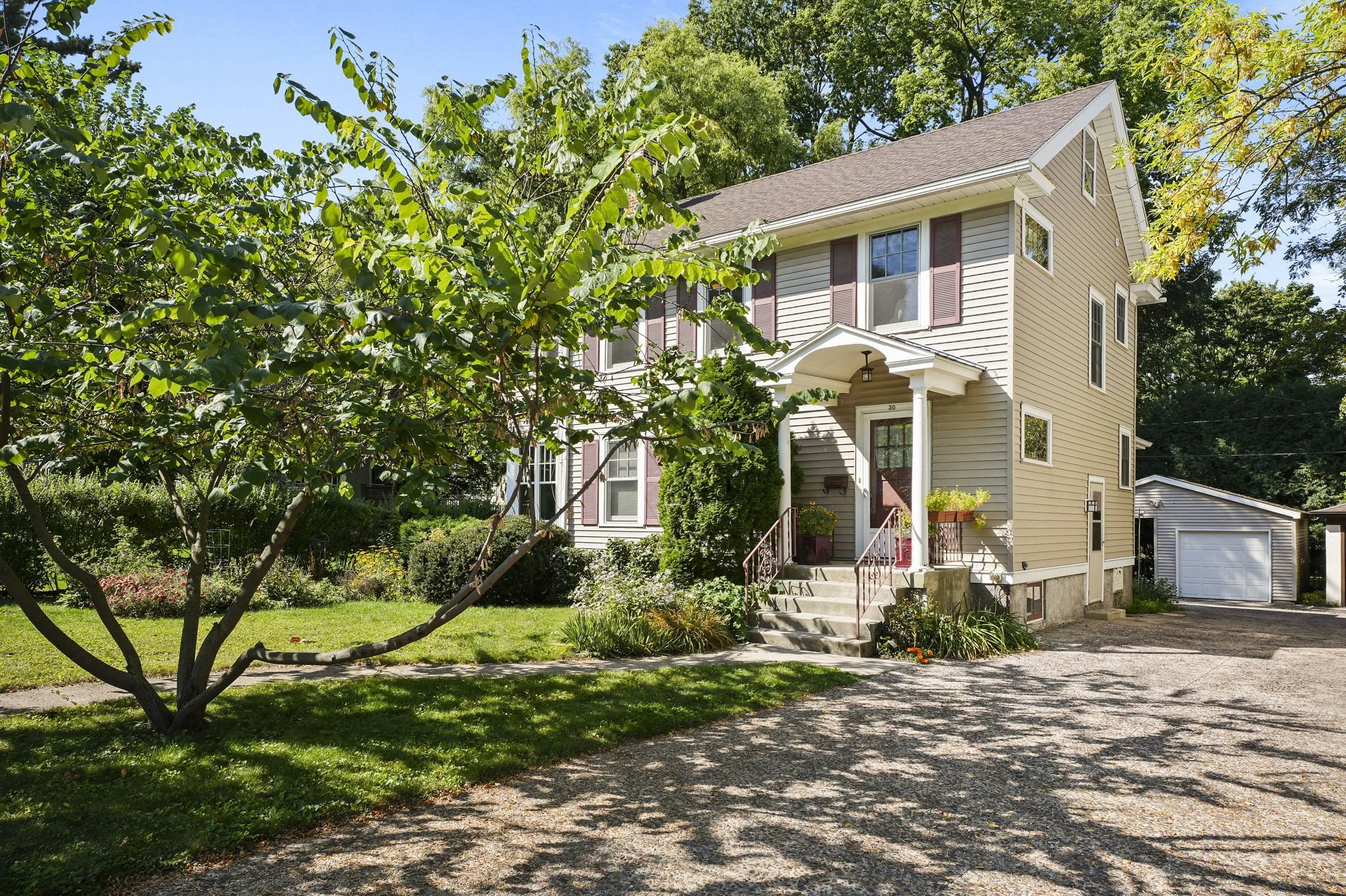 1-web-or-mls-30-virginia-terrace.jpg