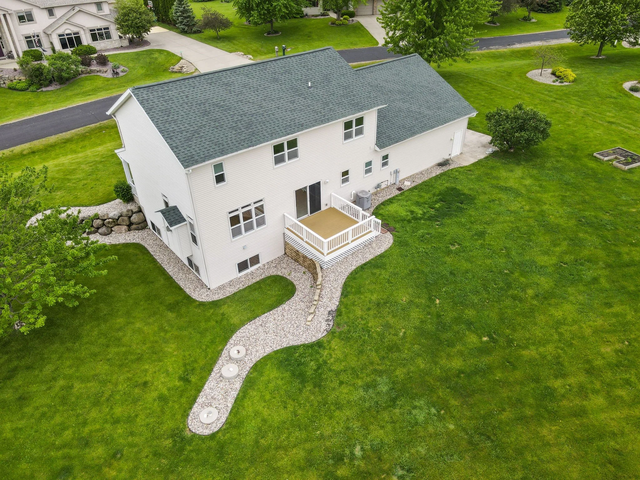 13-web-or-mls-3026-saddle-brooke-trail.jpg