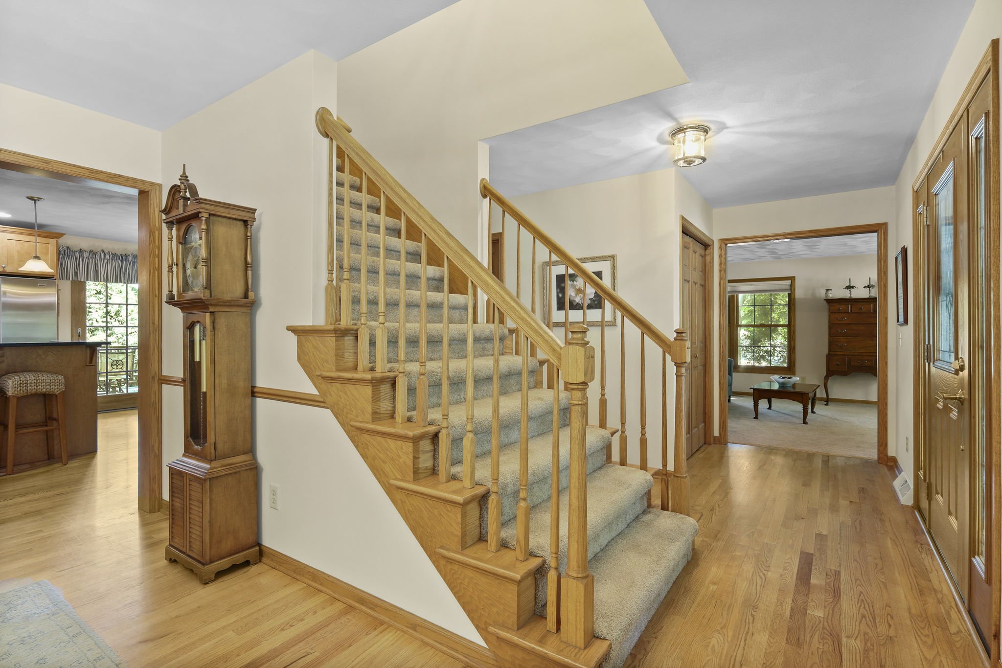 9-web-or-mls-962-kingston-cir.jpg