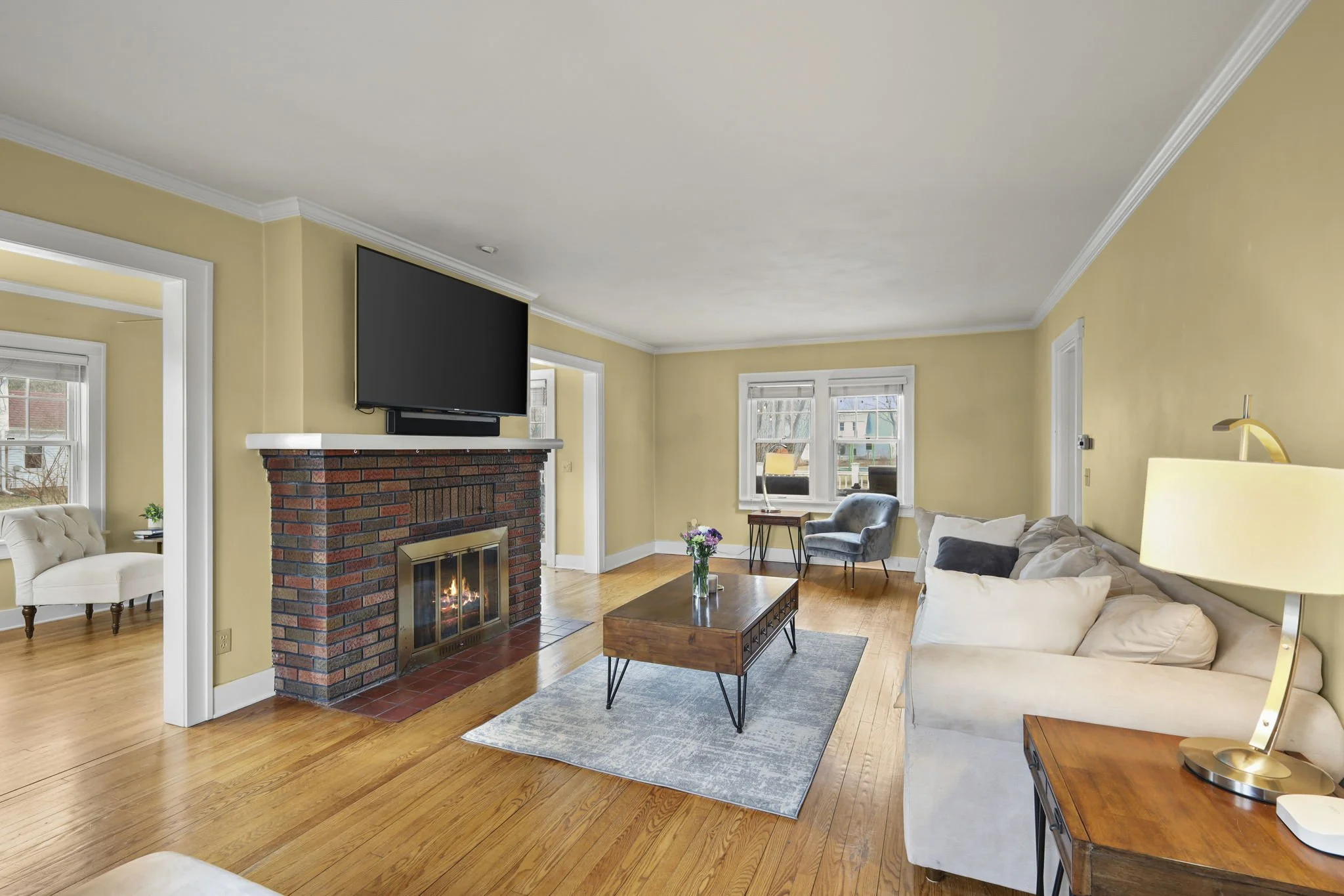 27-web-or-mls-155-prairie-ave.jpg