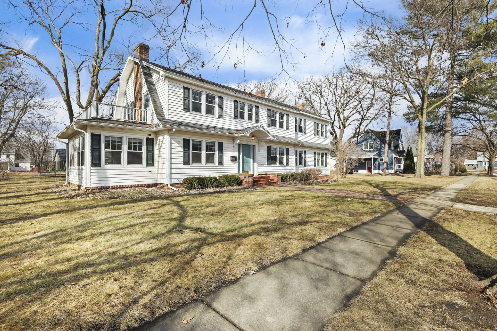 2-web-or-mls-155-prairie-ave.jpg