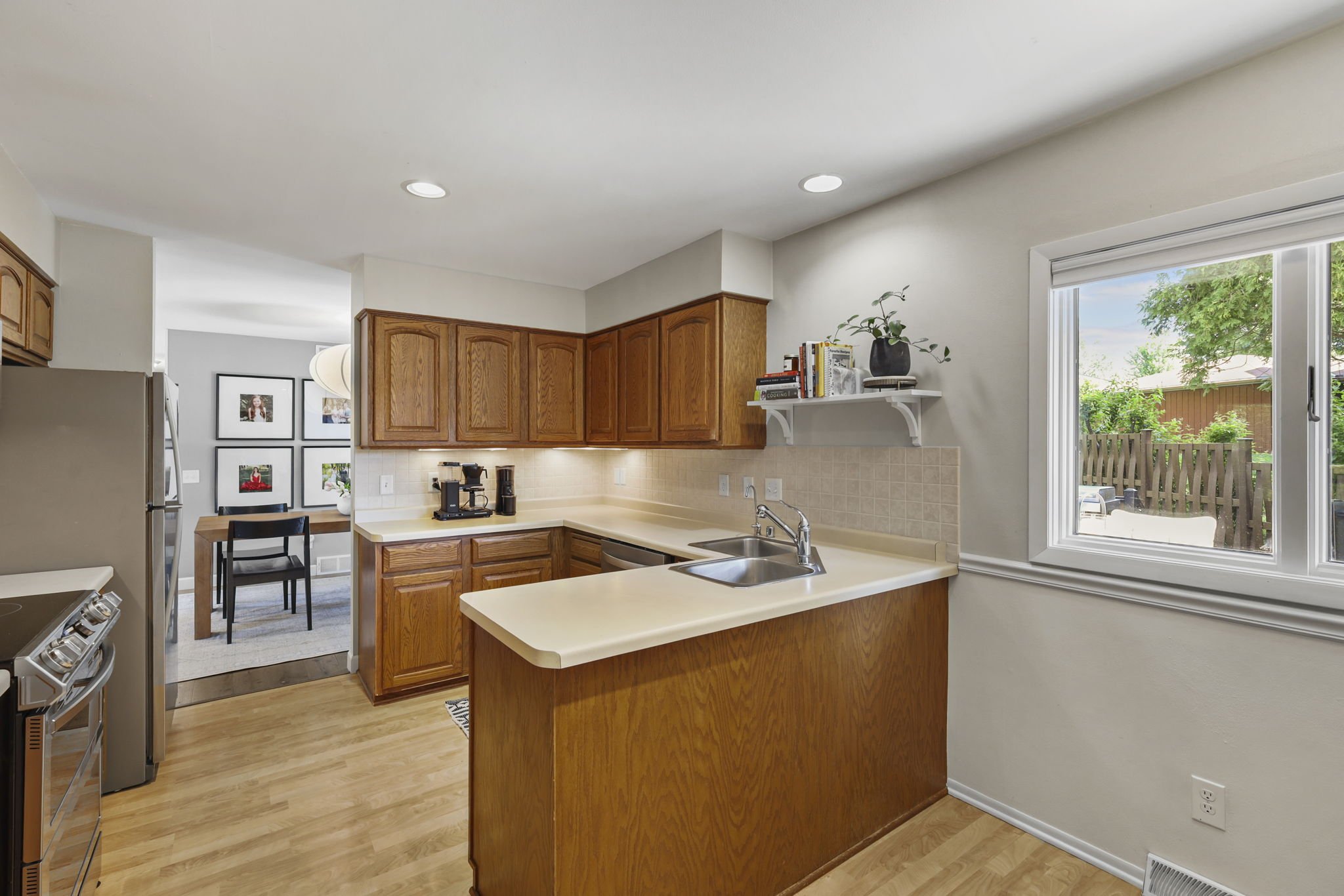 22-web-or-mls-7208-friendship-ln.jpg