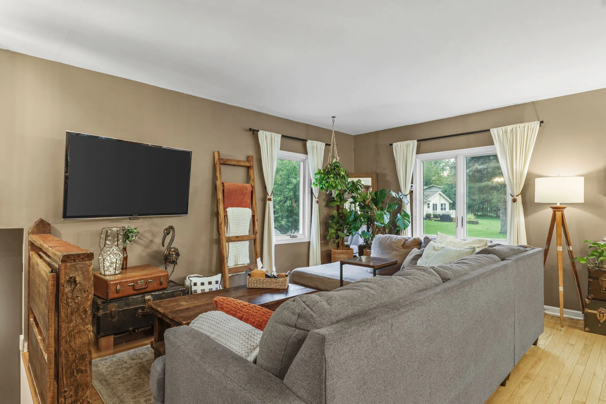 15-web-or-mls-615-hyland-dr.jpg