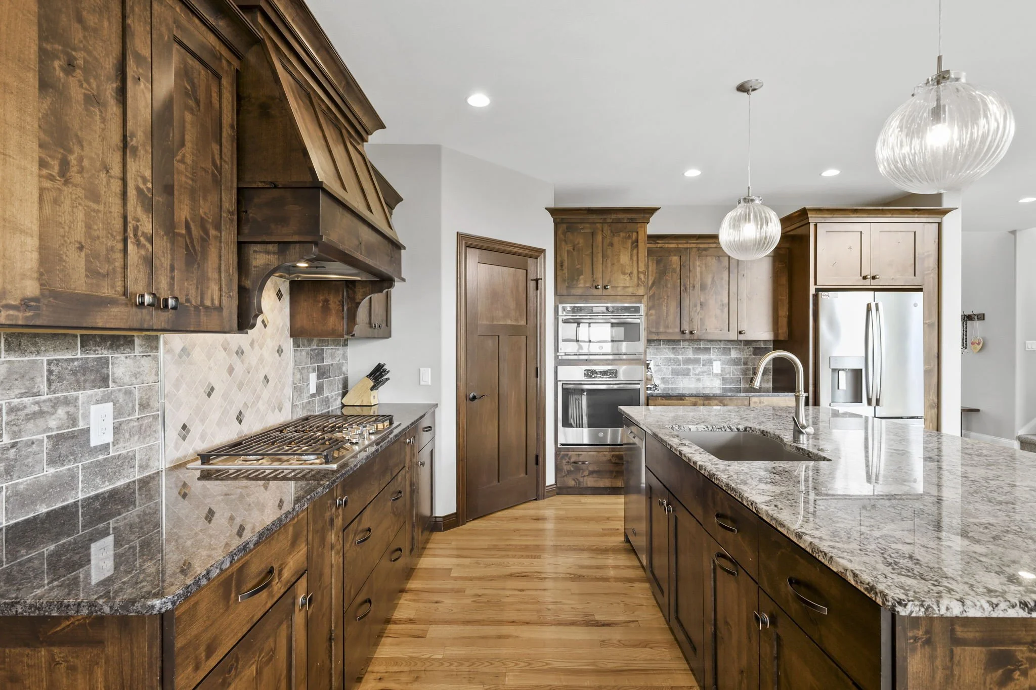 34-web-or-mls-2329-uphoff-rd.jpg
