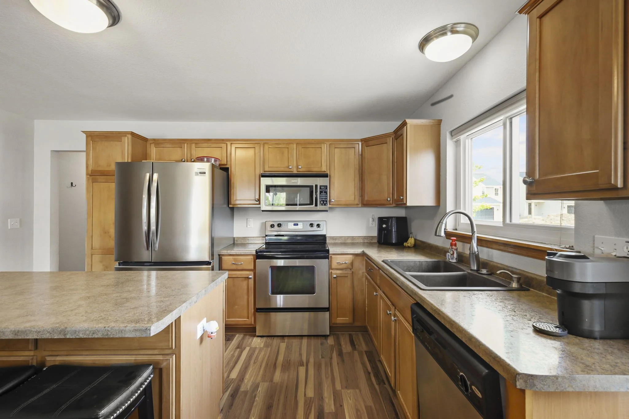 13-web-or-mls-614-belmont-dr.jpg