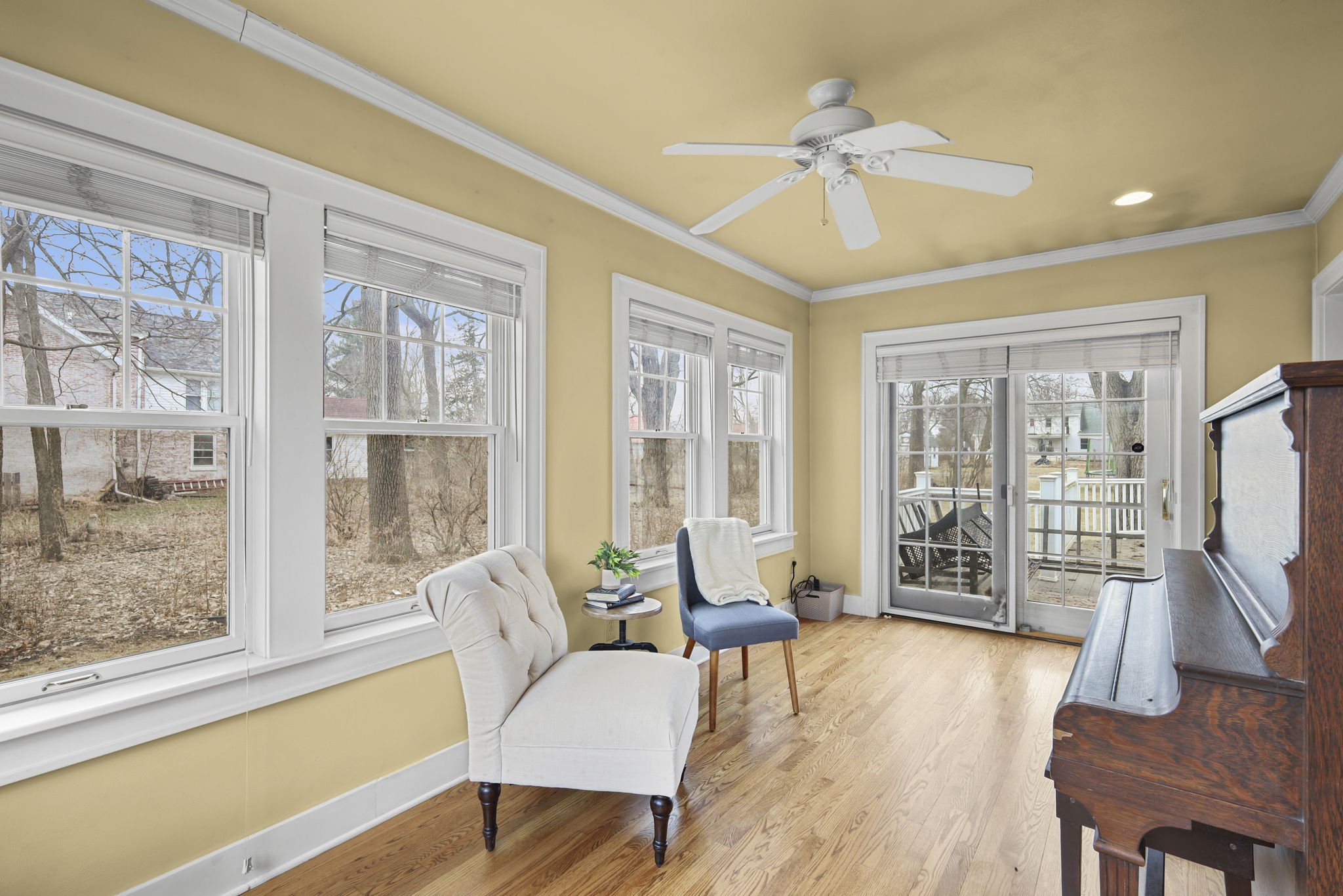 28-web-or-mls-155-prairie-ave.jpg