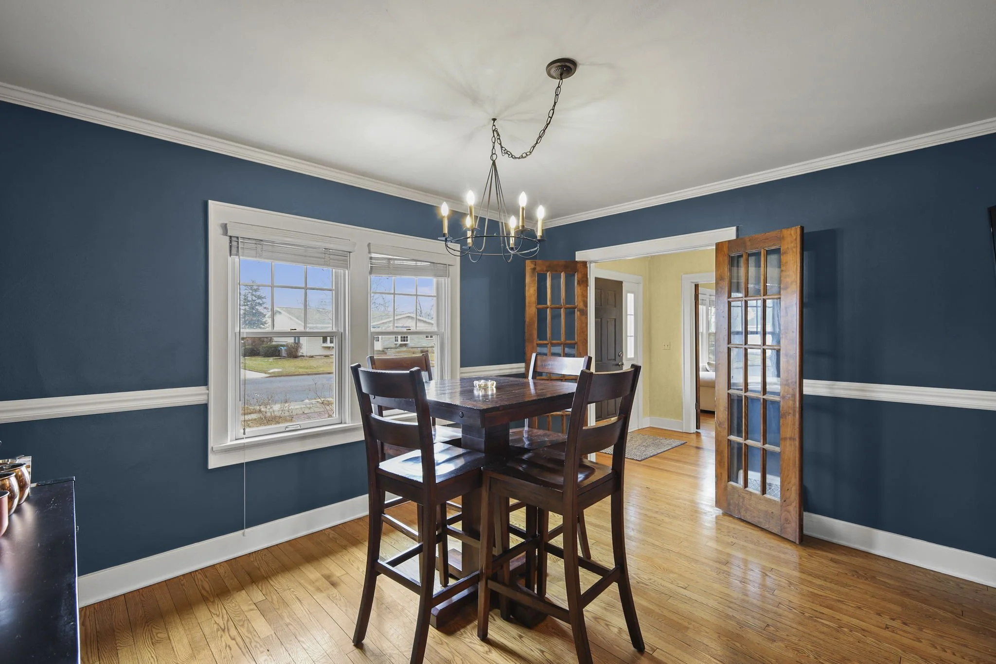 36-web-or-mls-155-prairie-ave.jpg