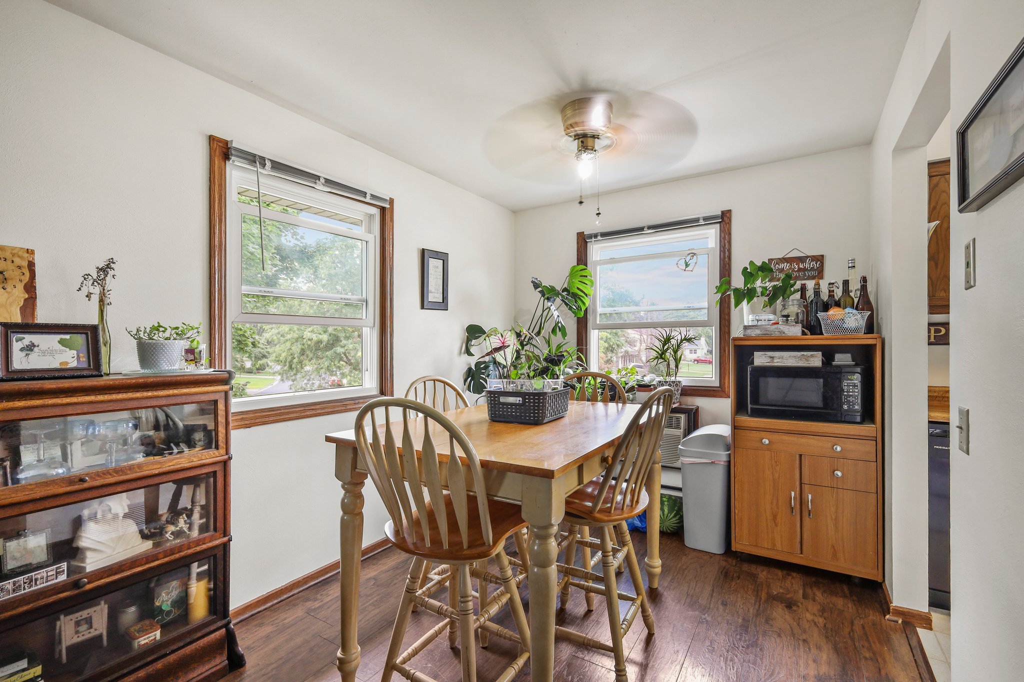 45-web-or-mls-2645-smithfield-dr.jpg