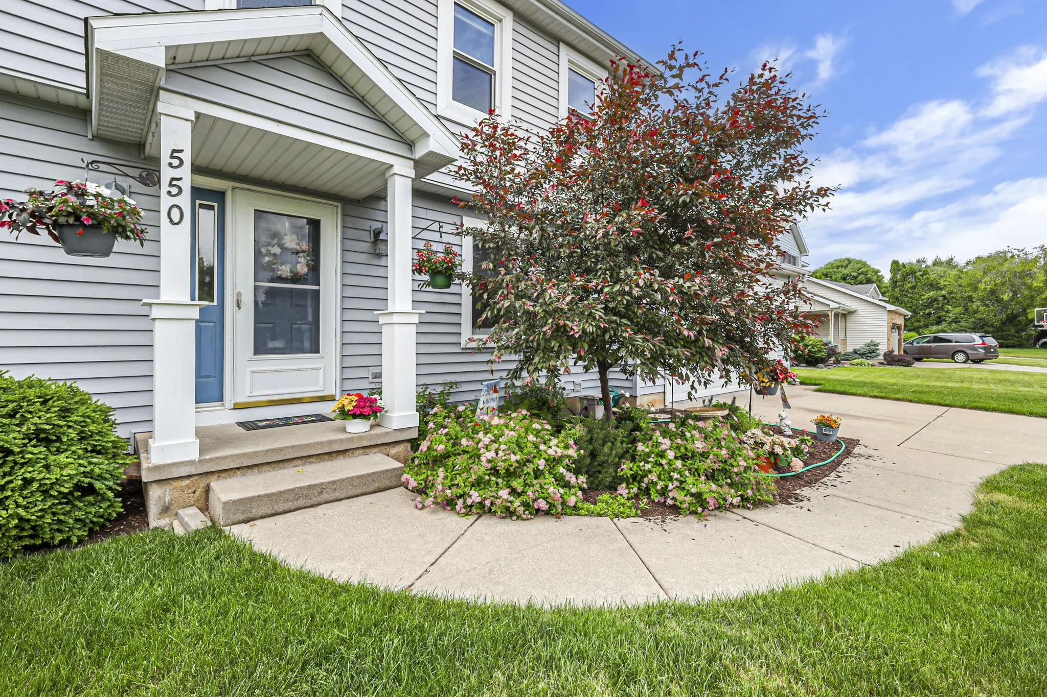 4-web-or-mls-550-harper-dr.jpg