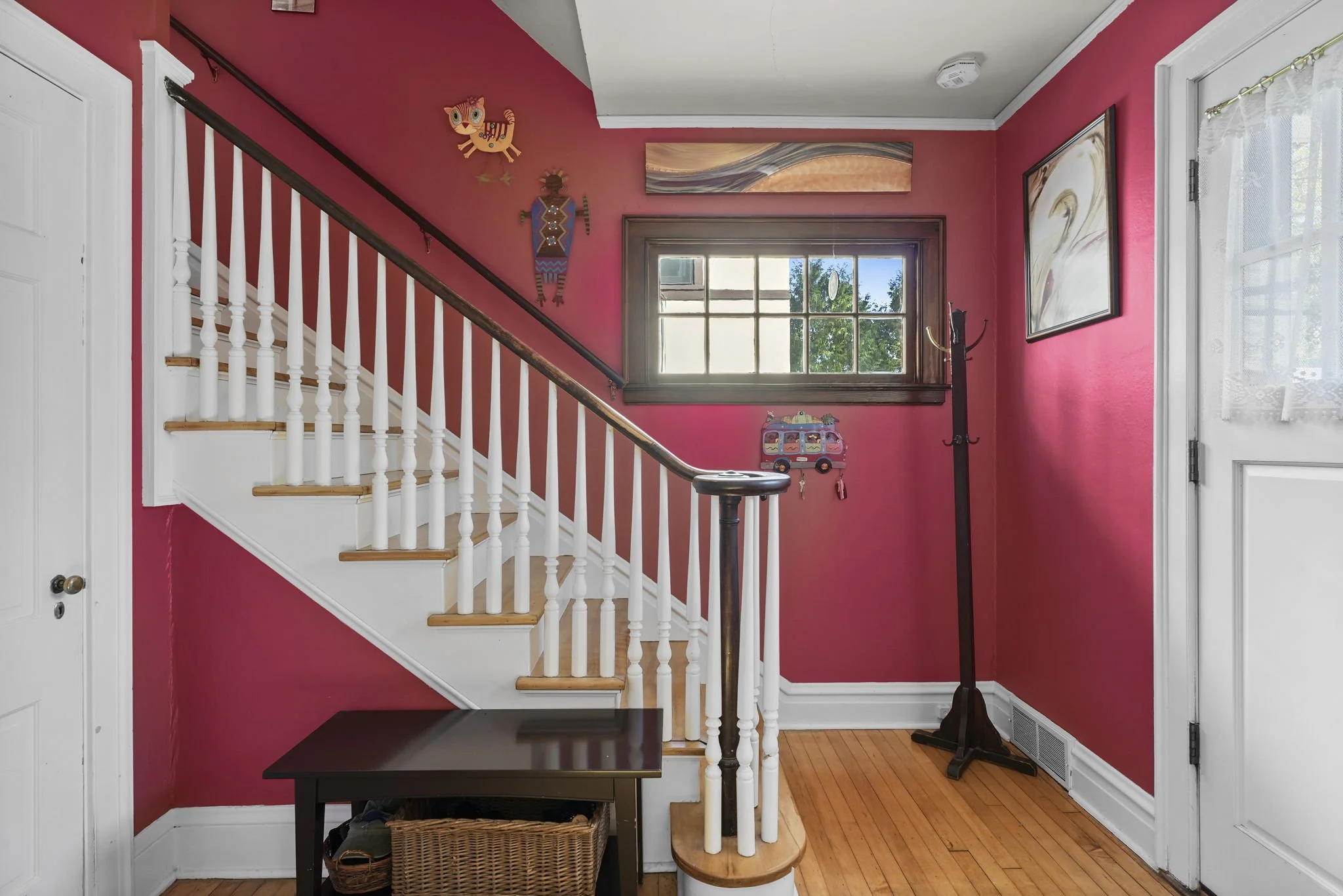 22-web-or-mls-30-virginia-terrace.jpg
