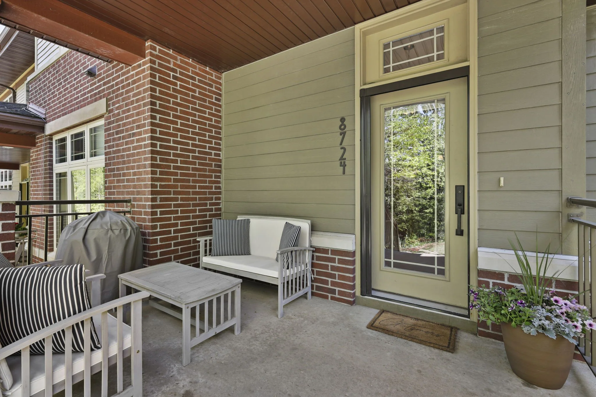 4-web-or-mls-8724-old-sauk-rd.jpg
