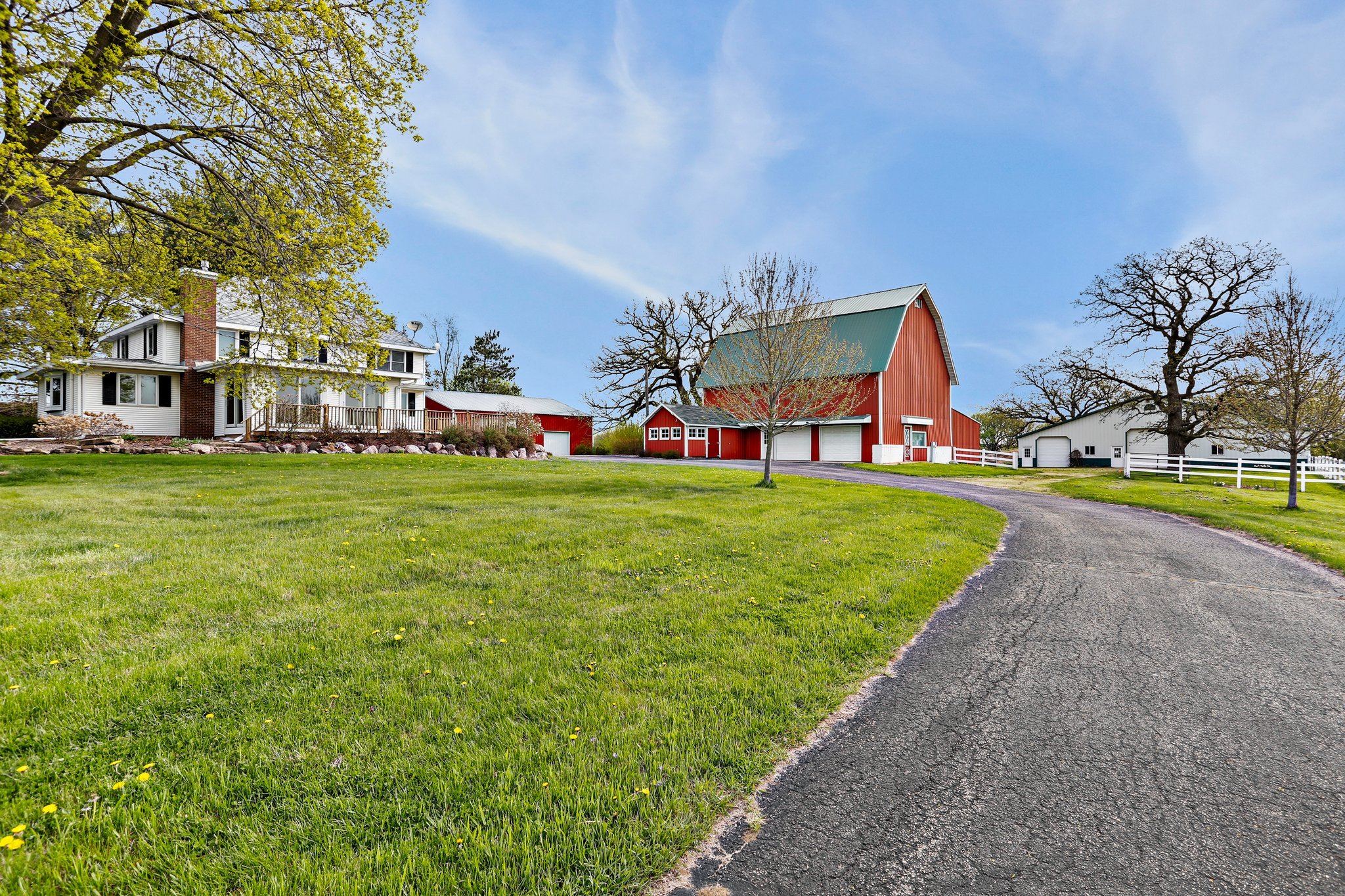 10-web-or-mls-4595-mahoney-rd.jpg