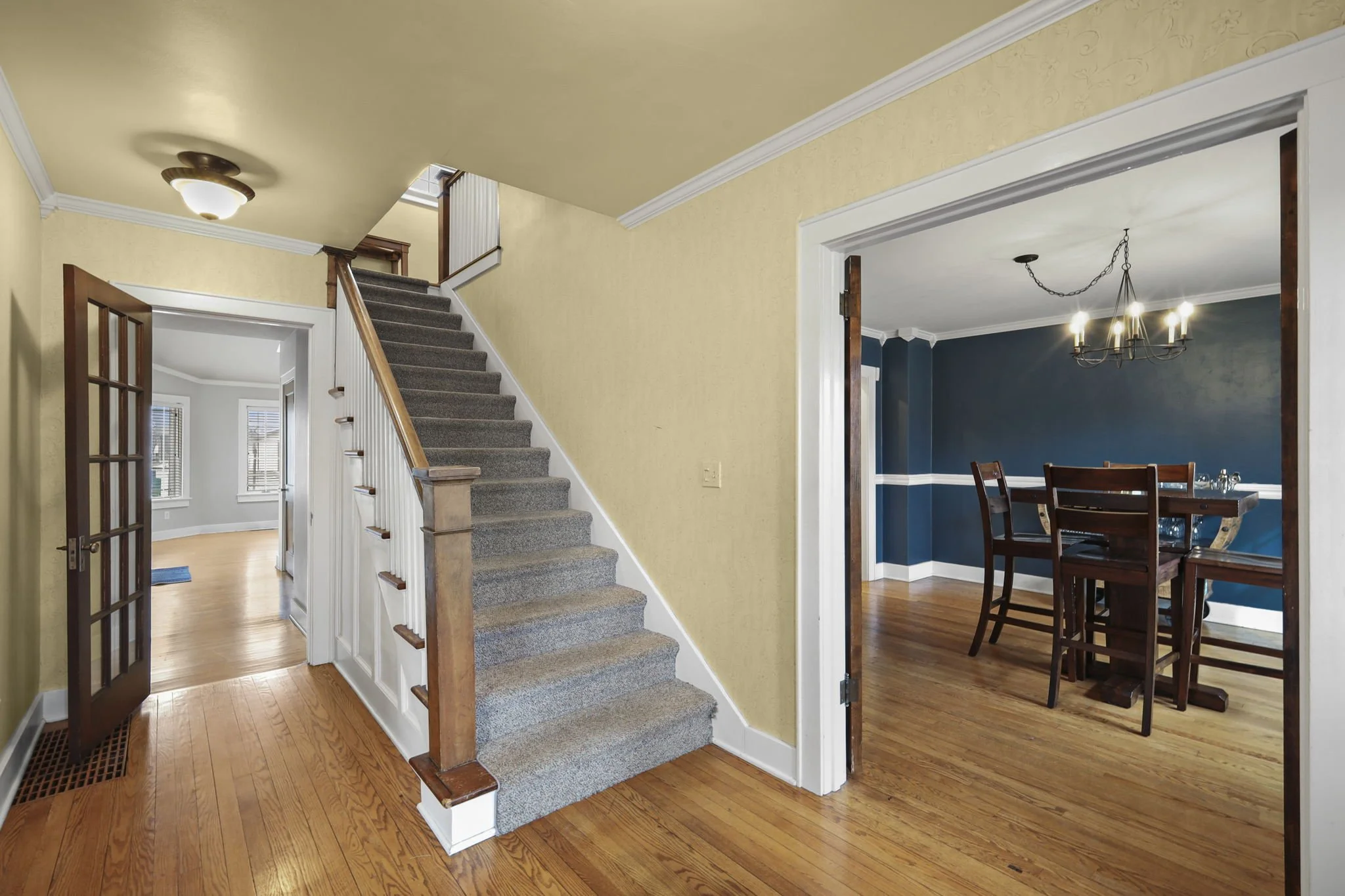 25-web-or-mls-155-prairie-ave.jpg