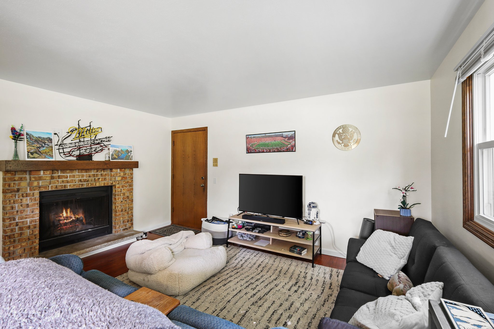 16-web-or-mls-2645-smithfield-dr.jpg
