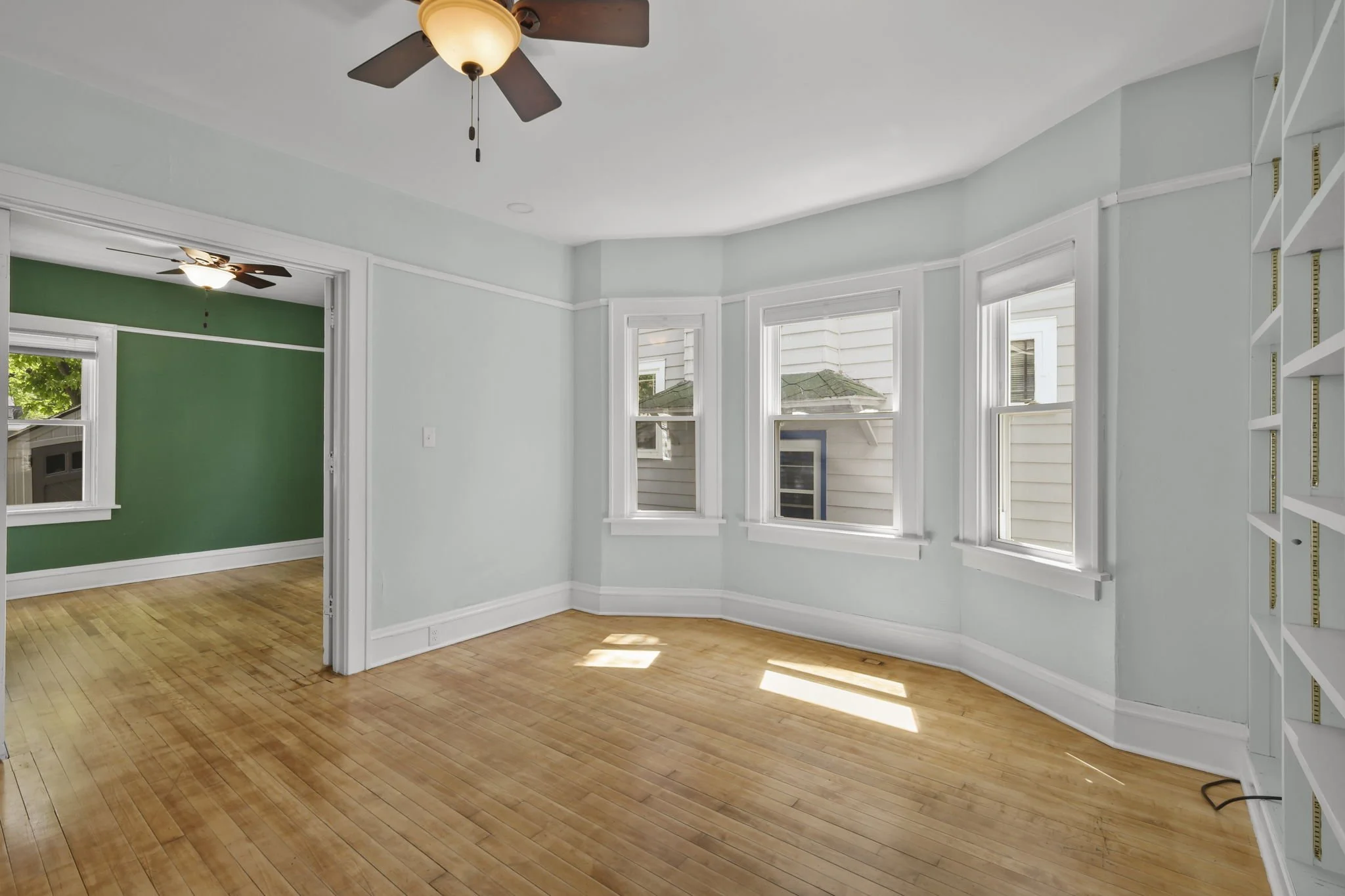 27-web-or-mls-315-s-orchard-st.jpg