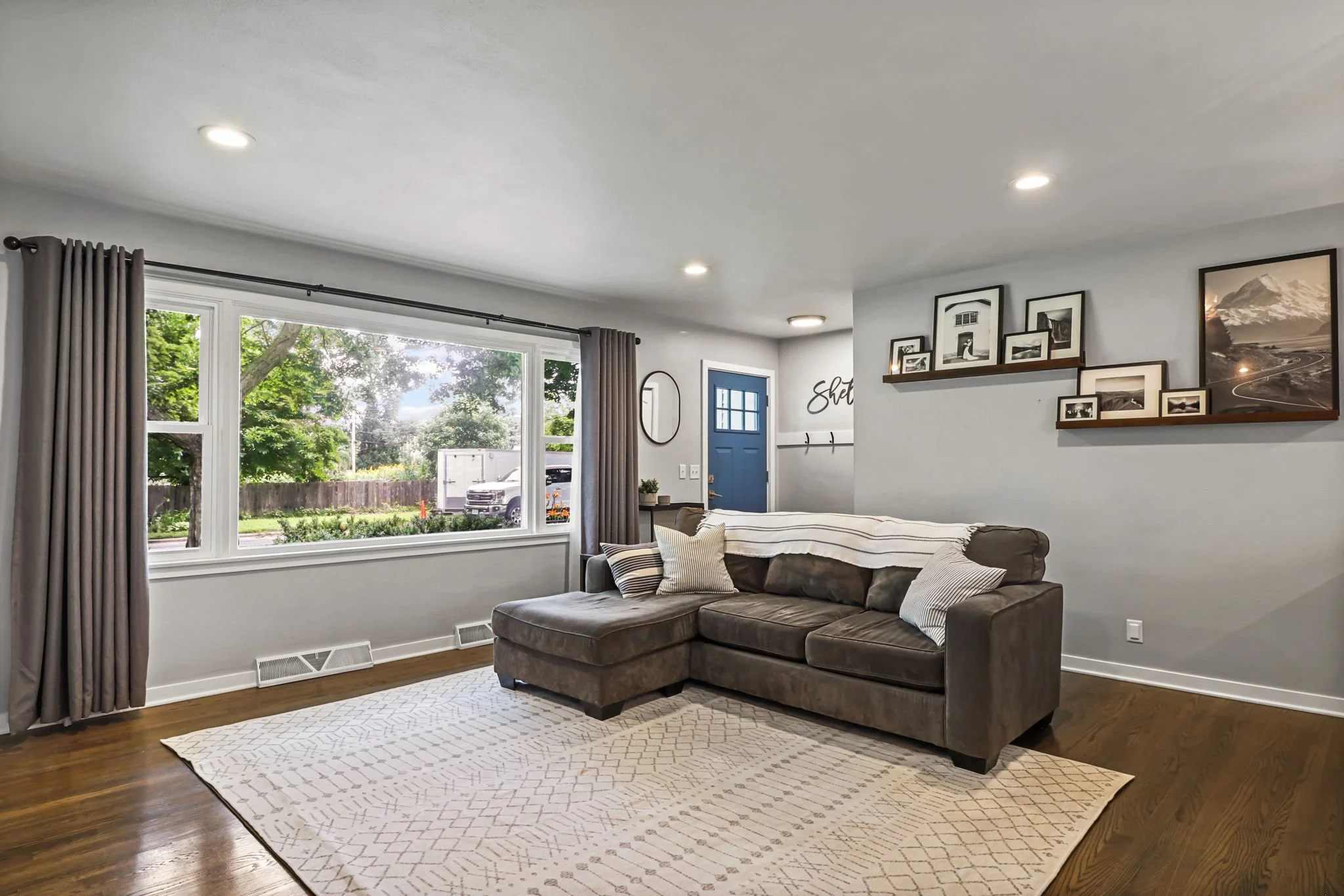 11-web-or-mls-5721-yorkshire-rd.jpg