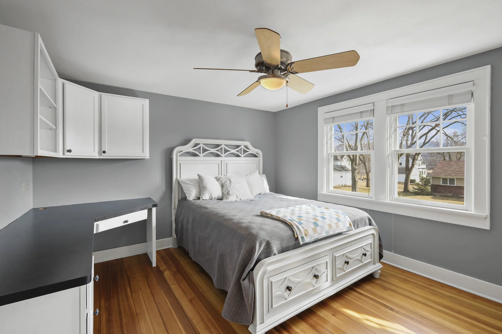 58-web-or-mls-155-prairie-ave.jpg