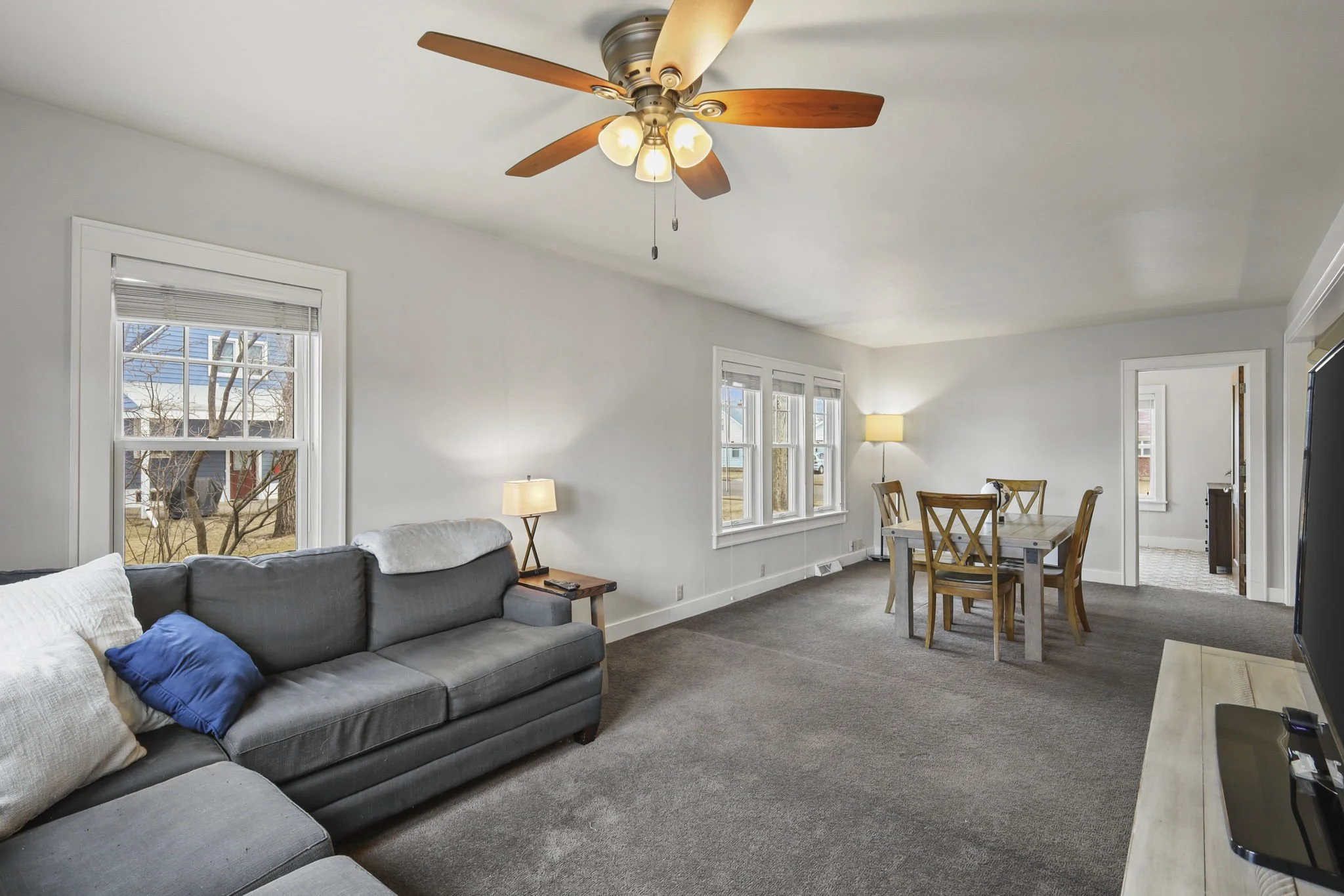 43-web-or-mls-155-prairie-ave.jpg