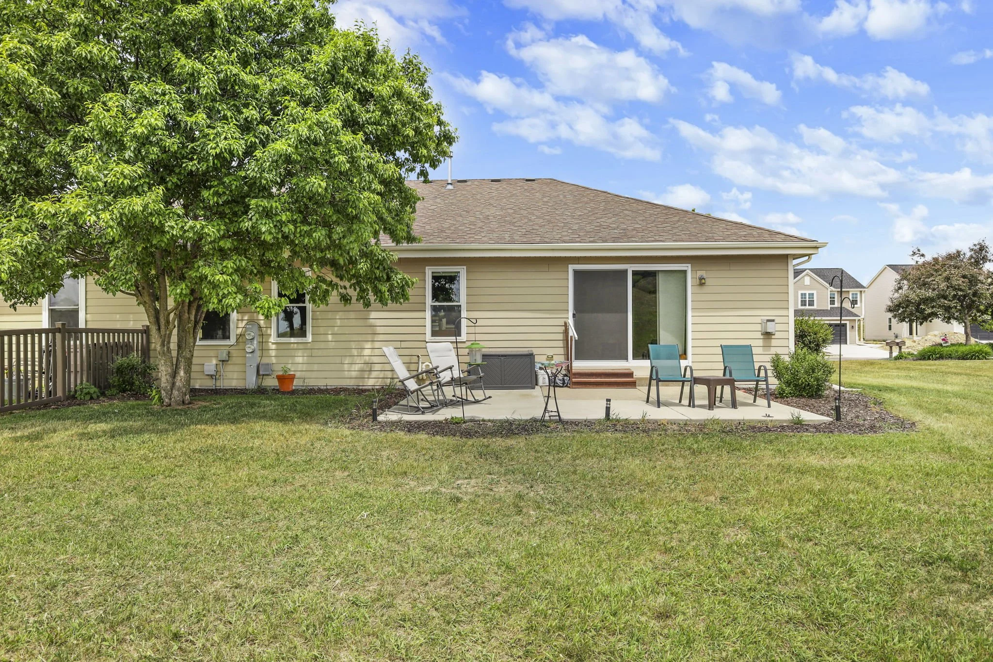 4-web-or-mls-614-belmont-dr.jpg