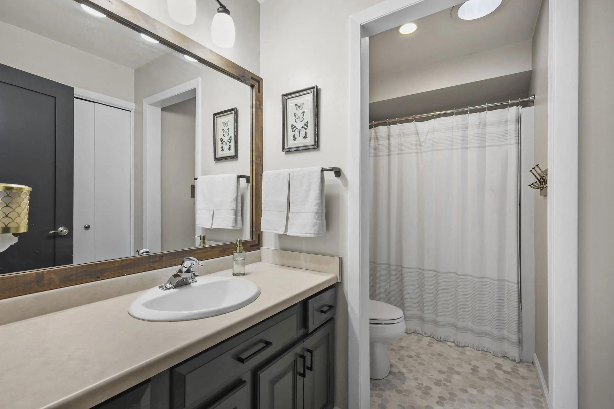 30-web-or-mls-7208-friendship-ln.jpg