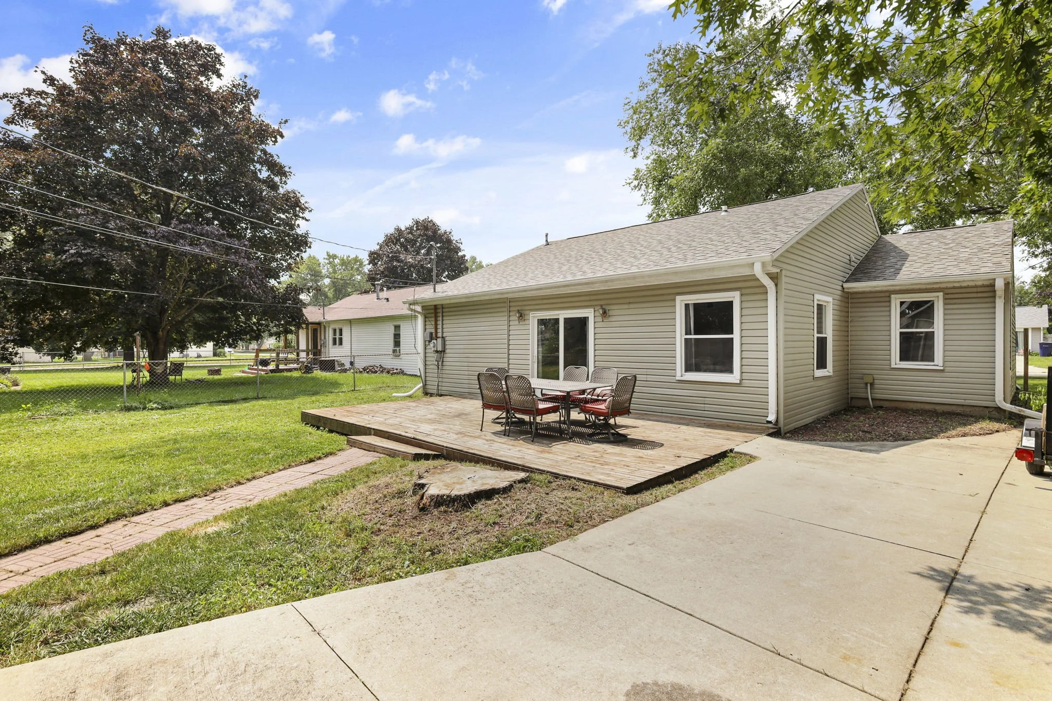 5-web-or-mls-1645-s-marion-ave.jpg