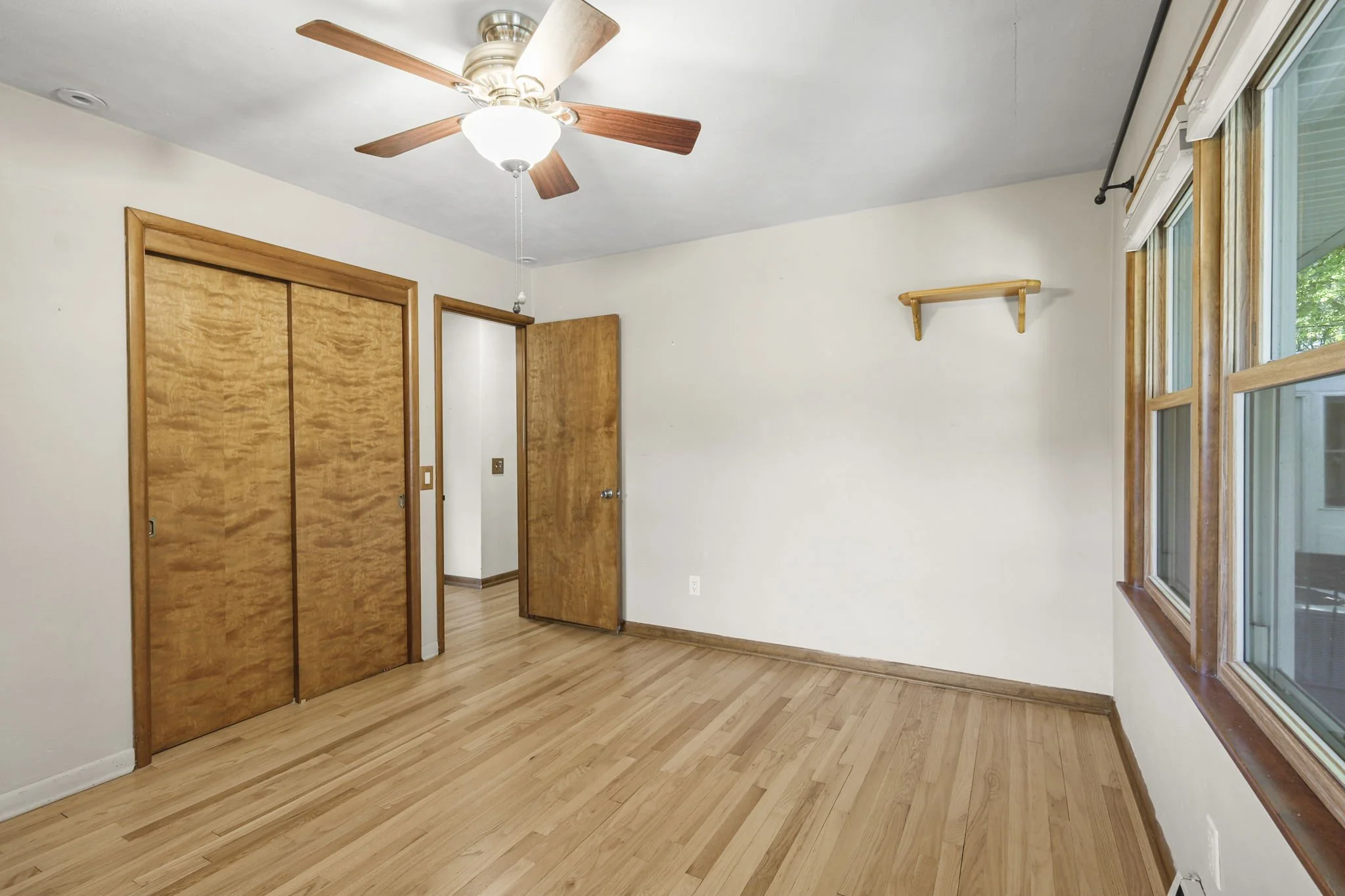 43-web-or-mls-454-s-midvale-blvd.jpg