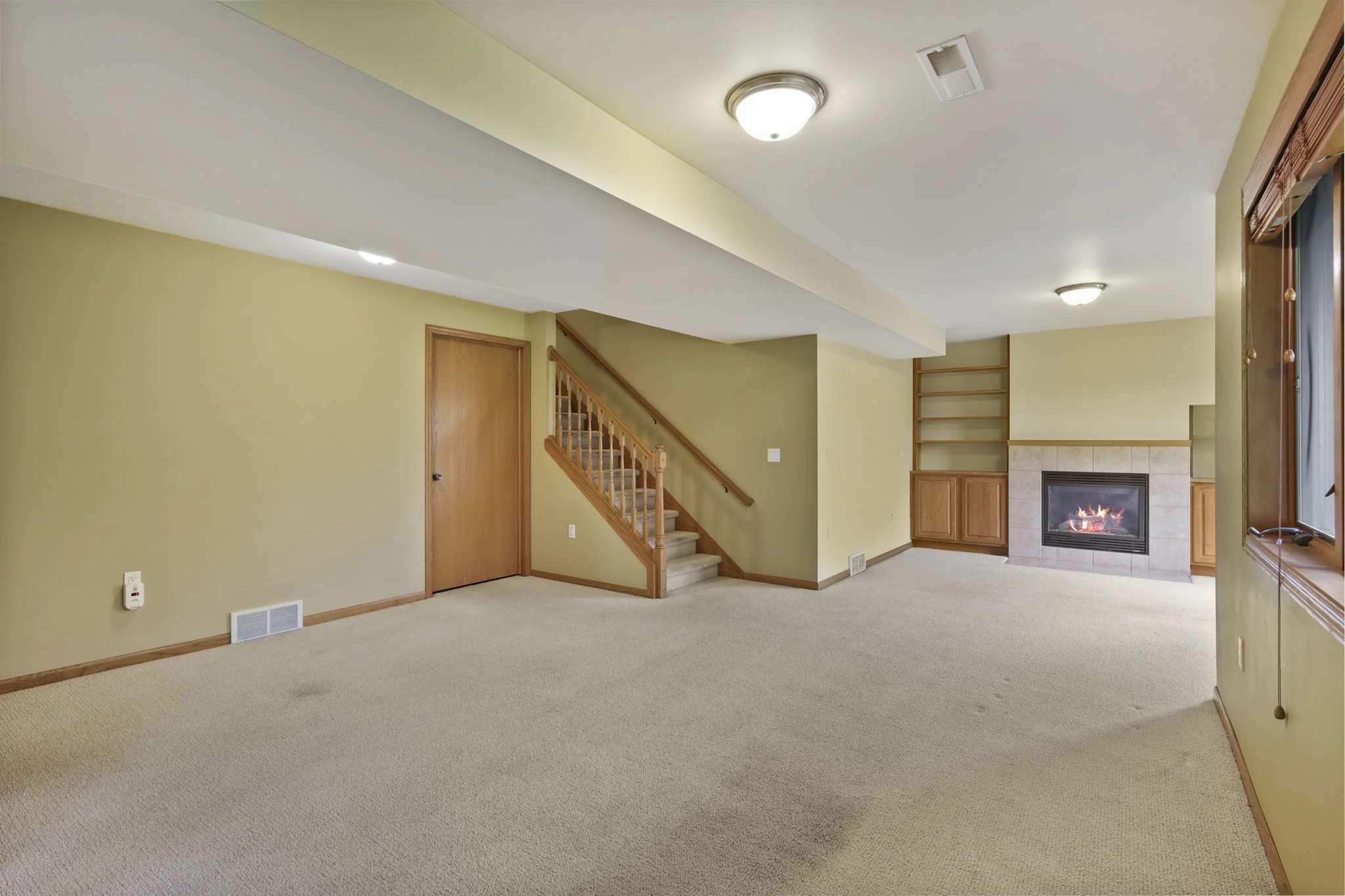 31-web-or-mls-402-matterhorn-dr.jpg