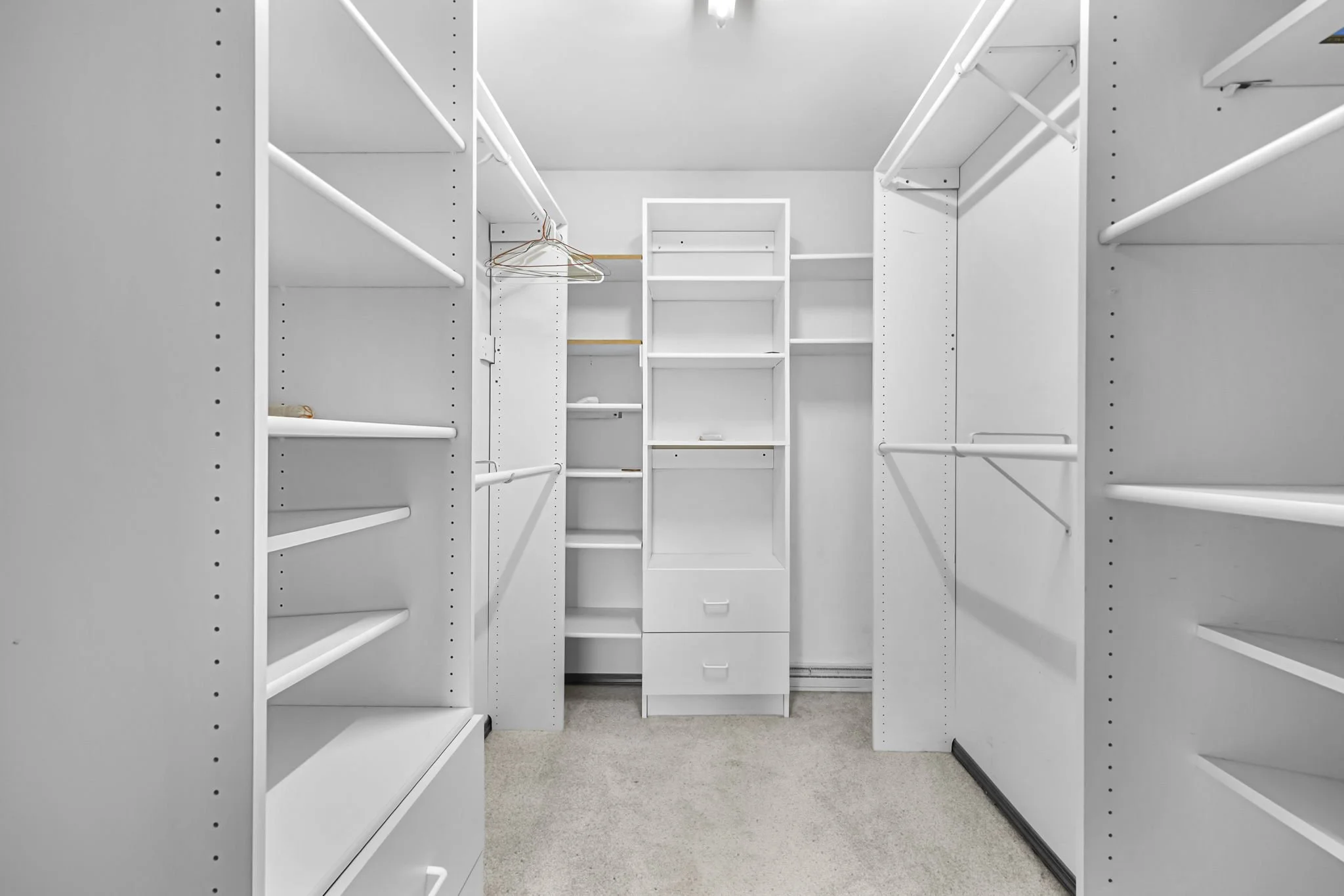 48-web-or-mls-550-harper-dr.jpg