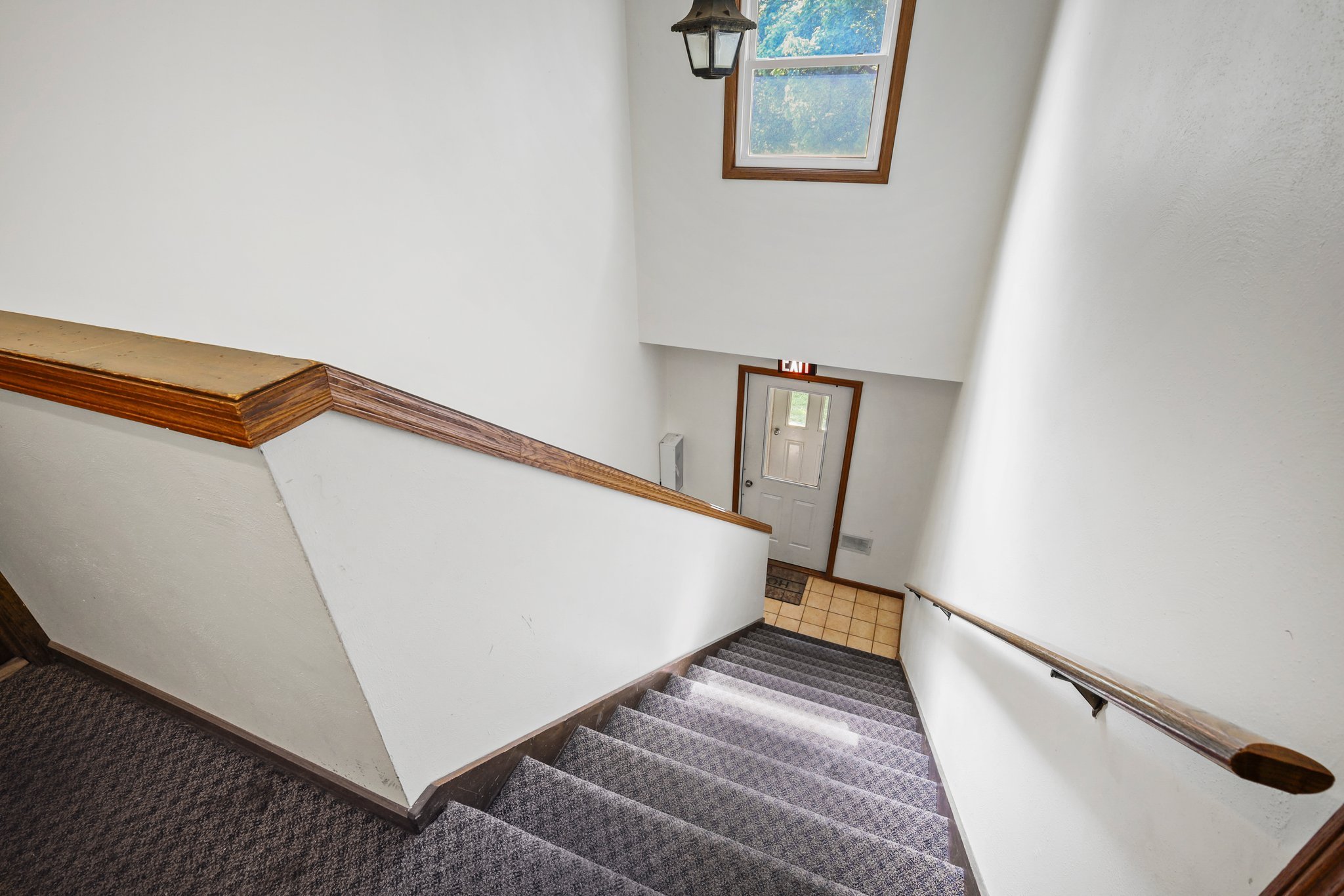 78-web-or-mls-2645-smithfield-dr.jpg