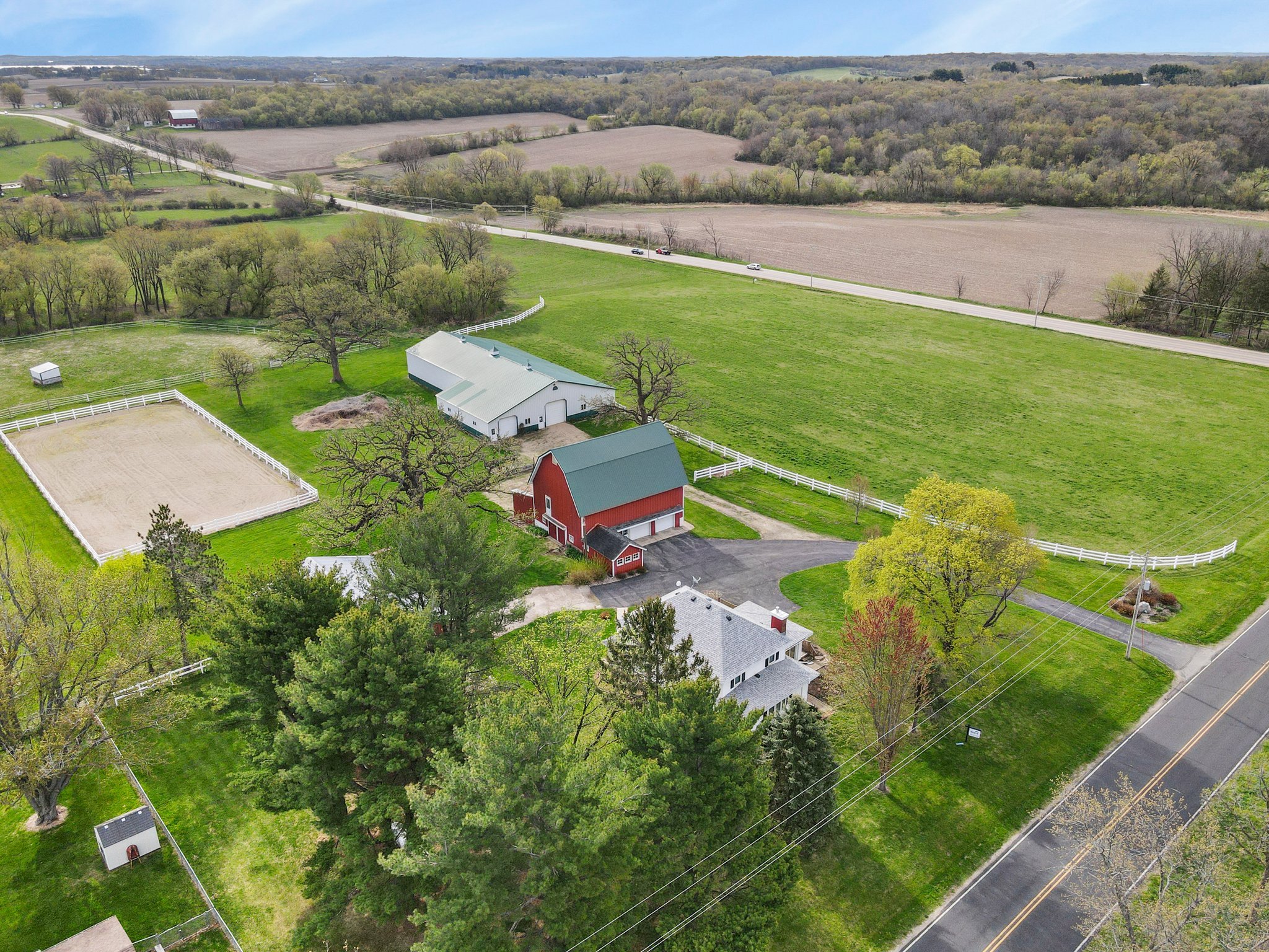 27-web-or-mls-4595-mahoney-rd.jpg