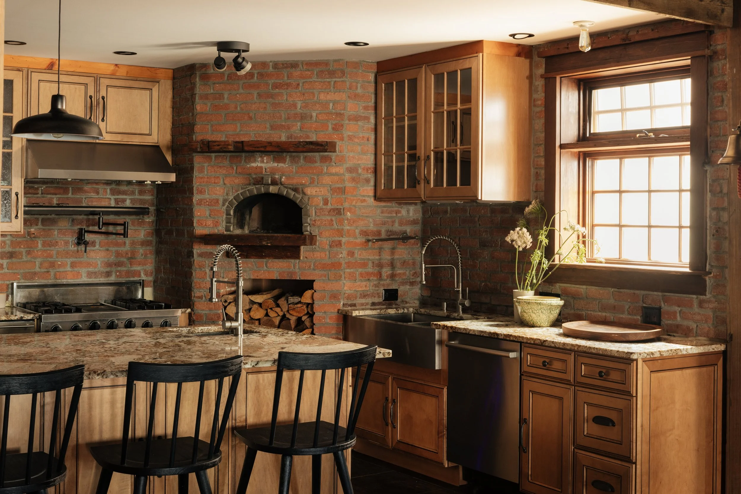 339-Warren-St-Hudson-NY-Catskill-Image-26.jpg