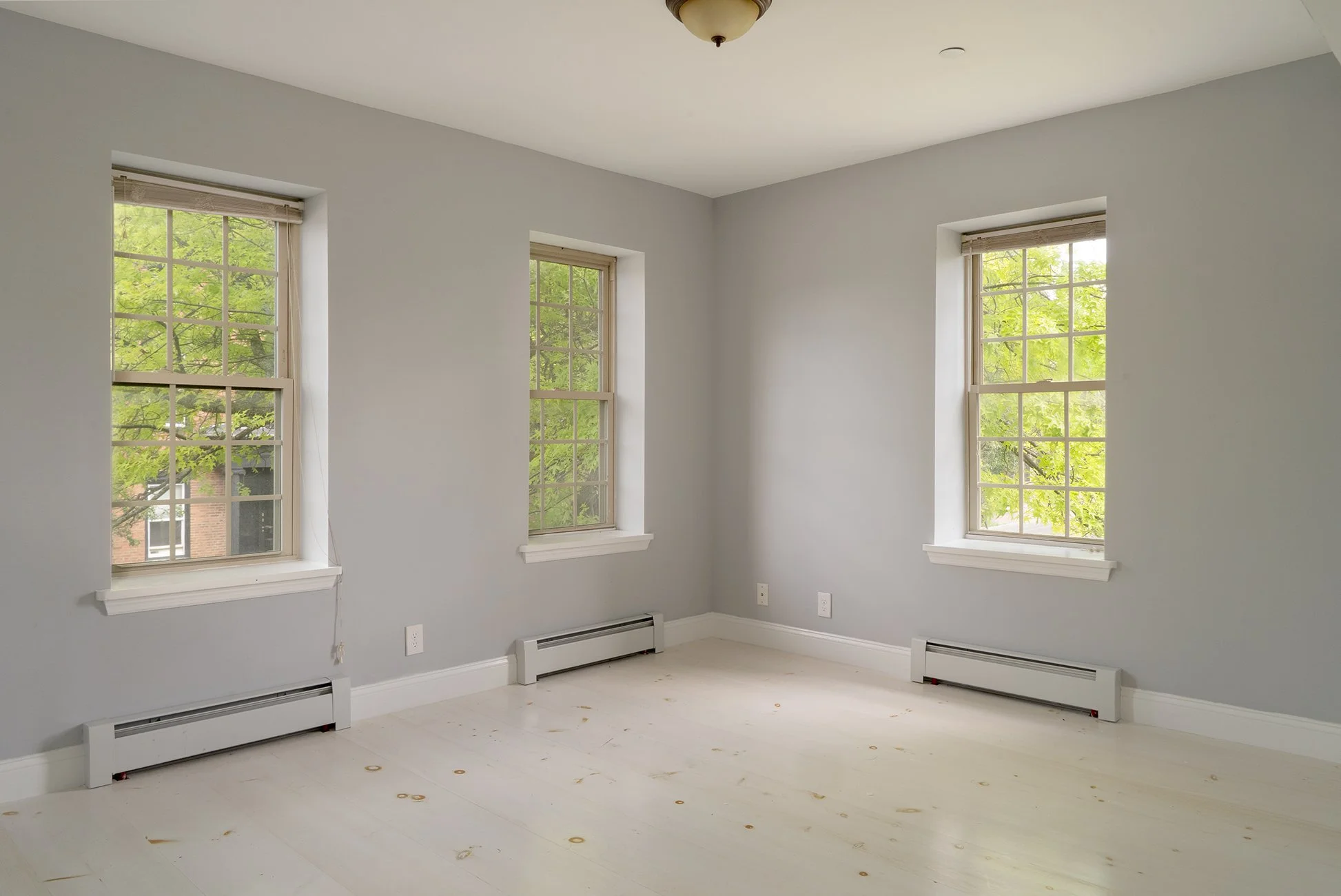 1 Warren - Living Room.jpg
