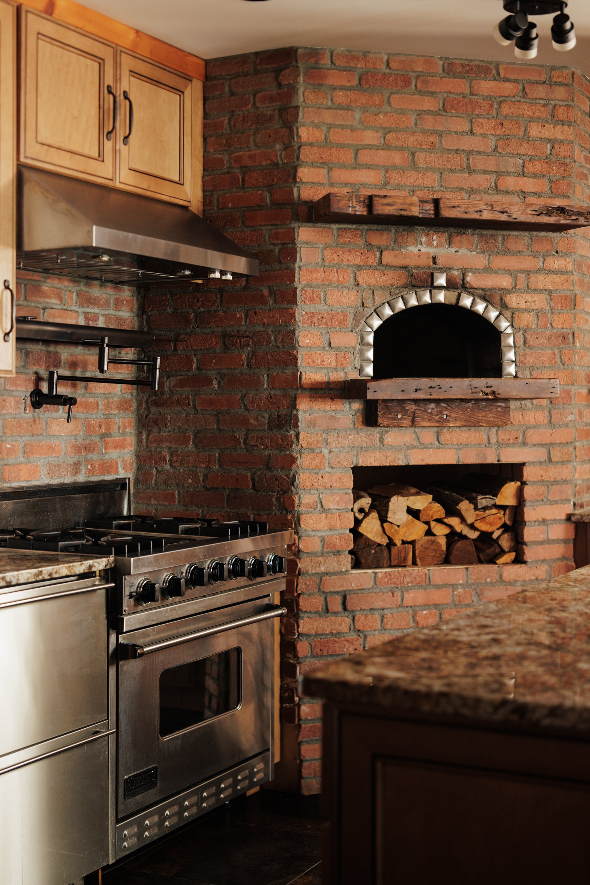339-Warren-St-Hudson-NY-Catskill-Image-25.jpg