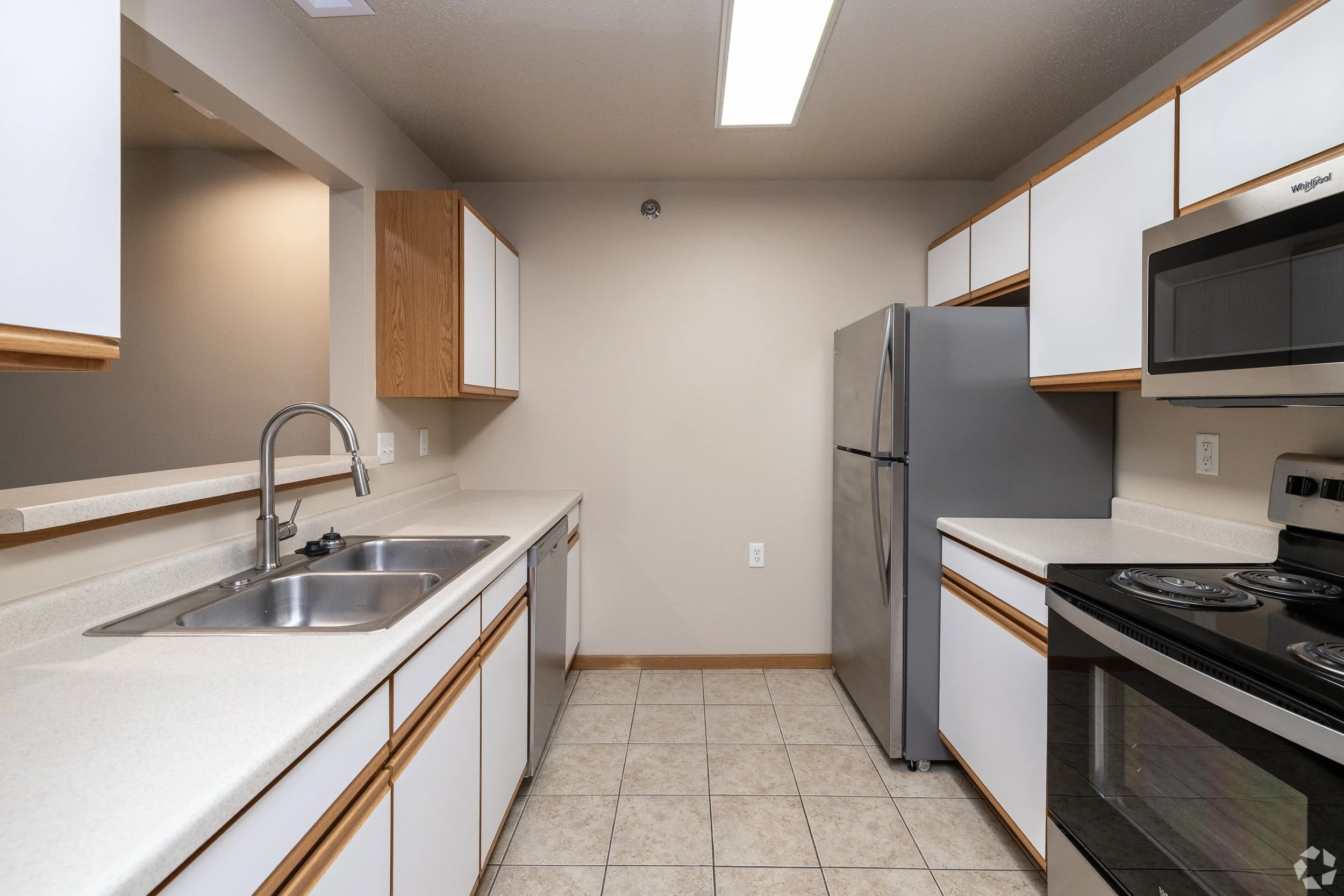 Osgood-Townsite-Apartments_003.jpg