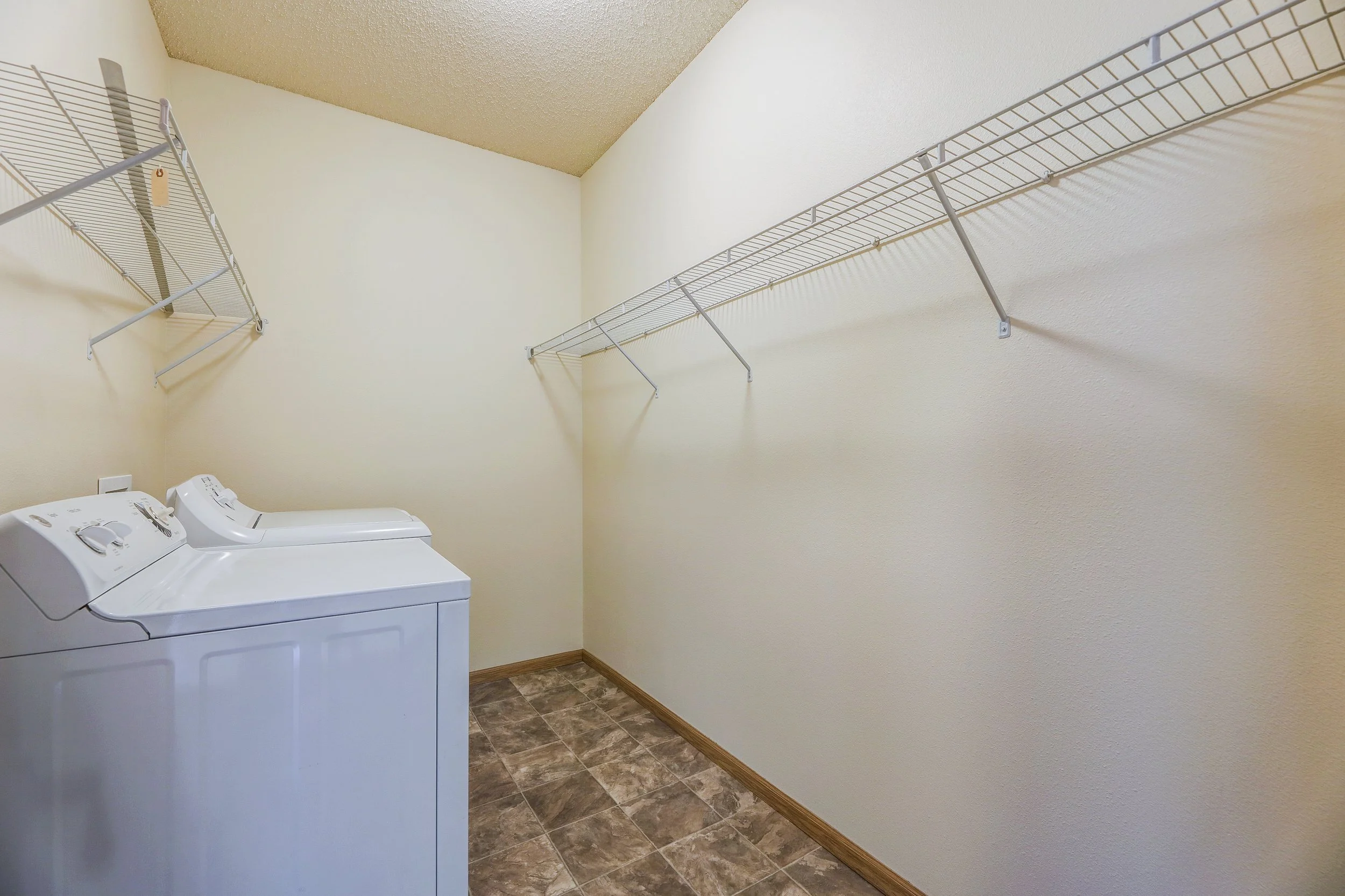 96371_hdp_brandtplace_flpn2_int_laundry.jpg