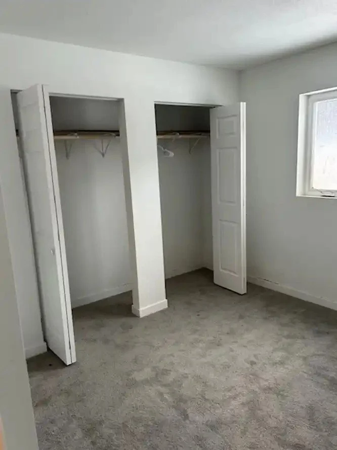 M_bedroom closets.jpg