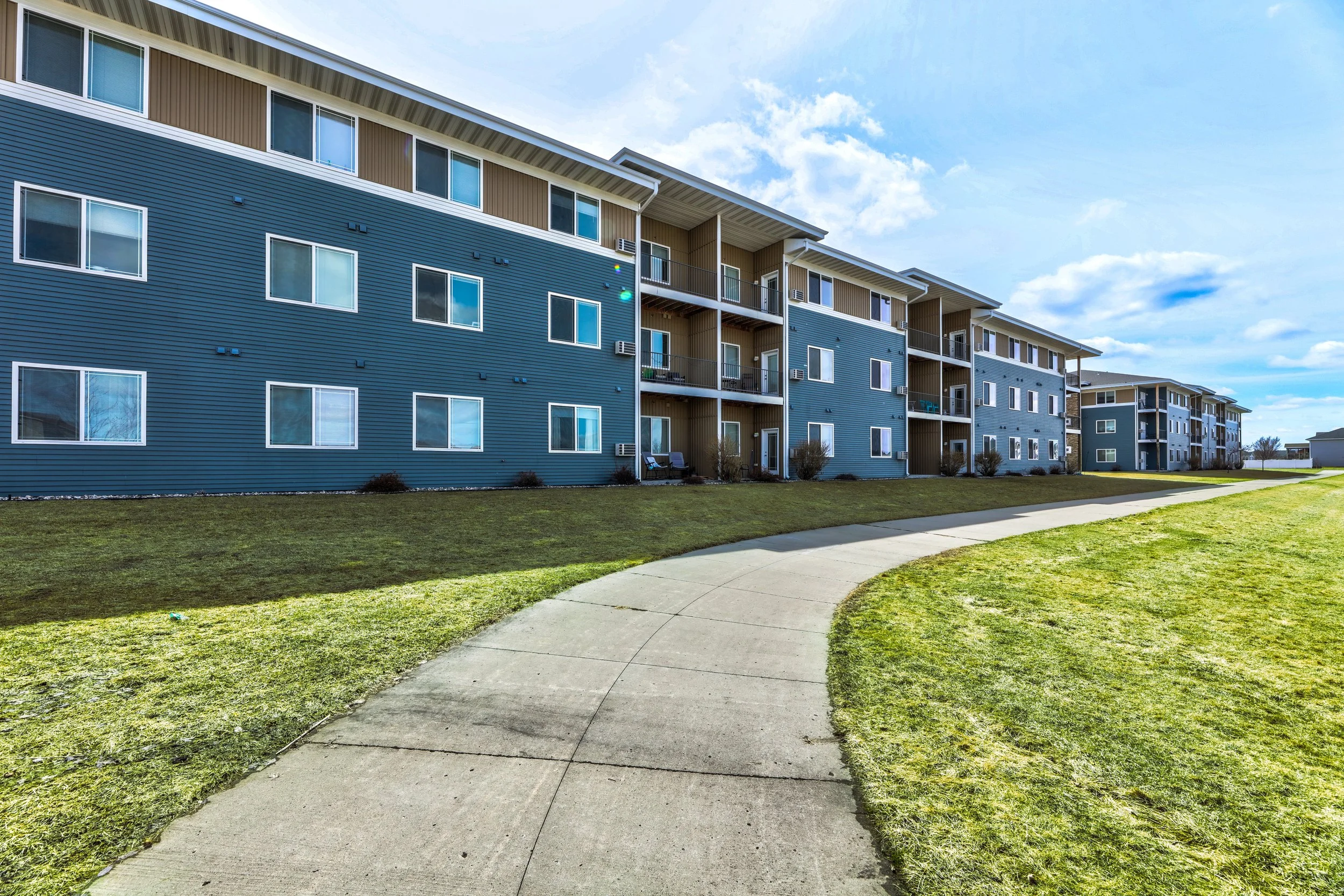 96371_hdp_brandtplace_ext_bld5.jpg