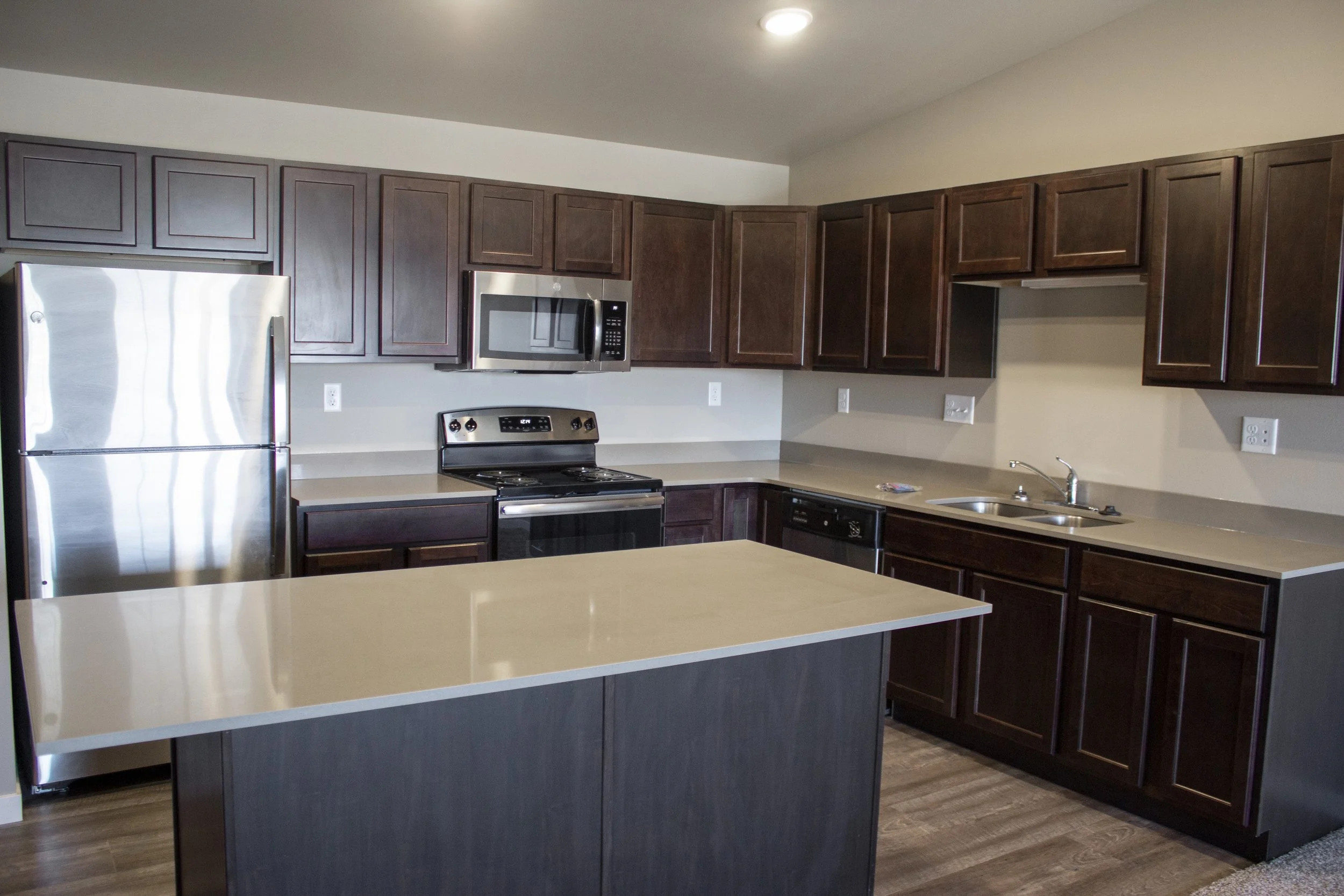 Rivers Bend Apartment Homes | Property Resources Group