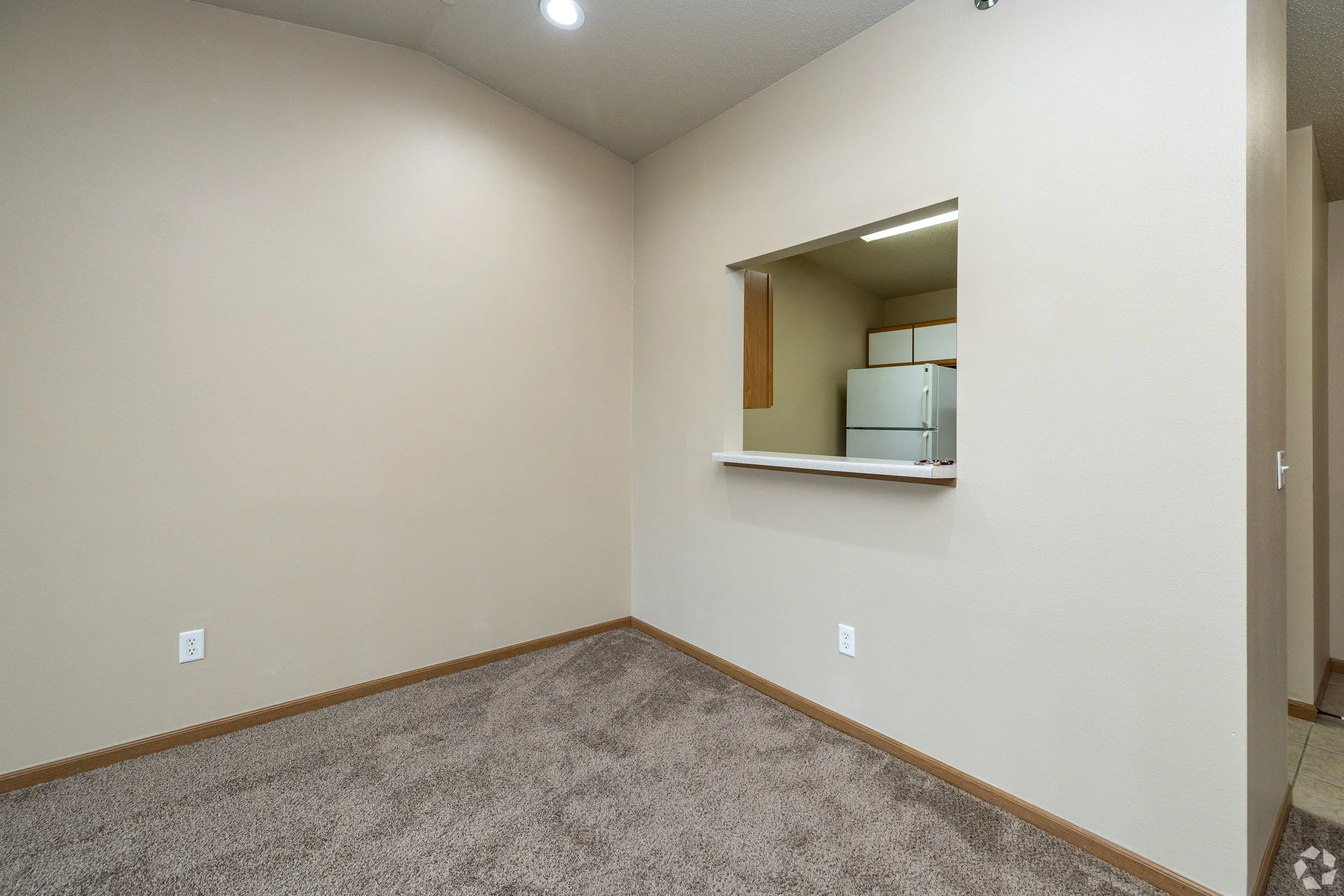 Eagle-Lake-Apartments_017.jpg