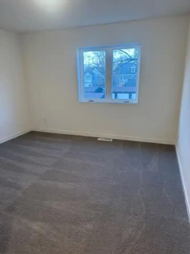 m_bedroom 2.jpg